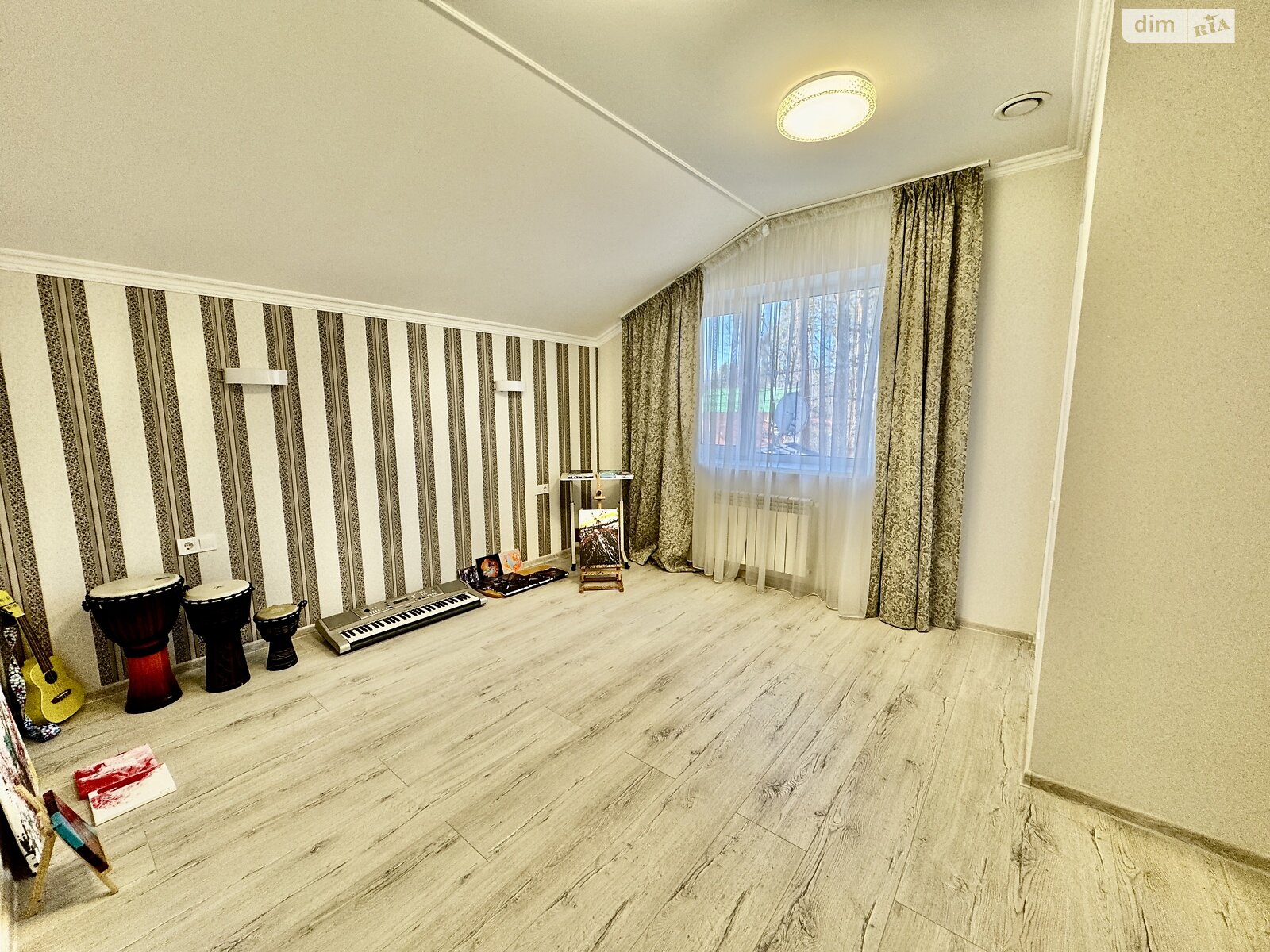двухэтажный дуплекс, 126.3 кв. м, кирпич. Продажа в Буче район Буча фото 1 двухэтажный дуплекс, 126.3 кв. м, кирпич. Продажа в Буче район Буча фото 1