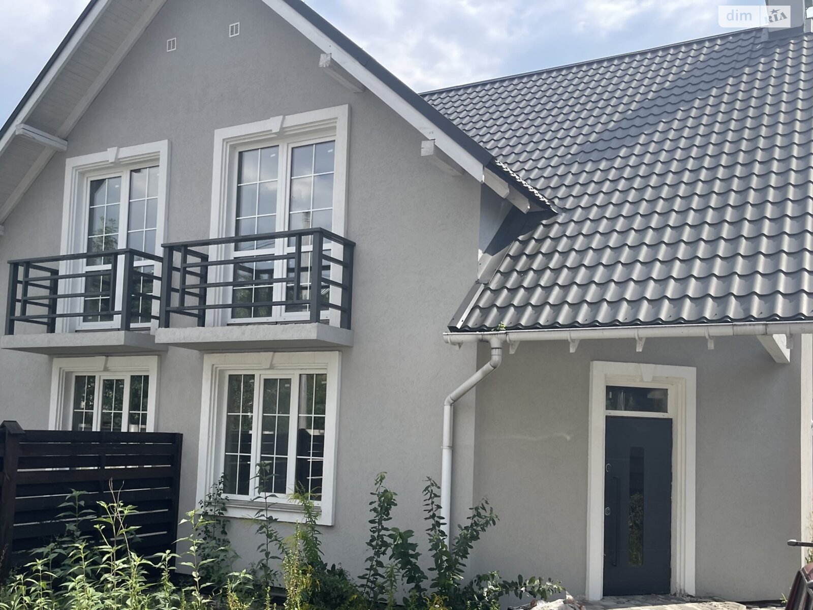 двухэтажный дуплекс, 128 кв. м, кирпич. Продажа в Буче район Буча фото 1 двухэтажный дуплекс, 128 кв. м, кирпич. Продажа в Буче район Буча фото 1