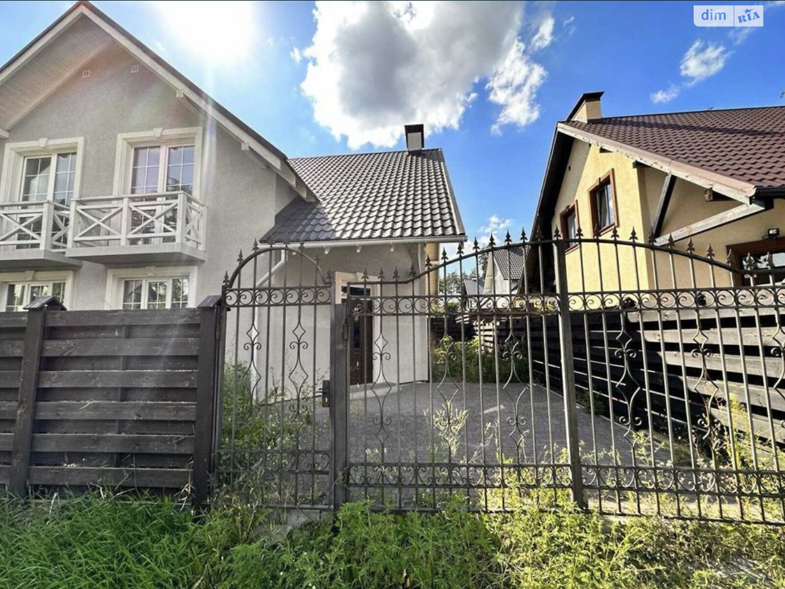 двухэтажный дуплекс, 128 кв. м, кирпич. Продажа в Буче район Буча фото 1 двухэтажный дуплекс, 128 кв. м, кирпич. Продажа в Буче район Буча фото 1