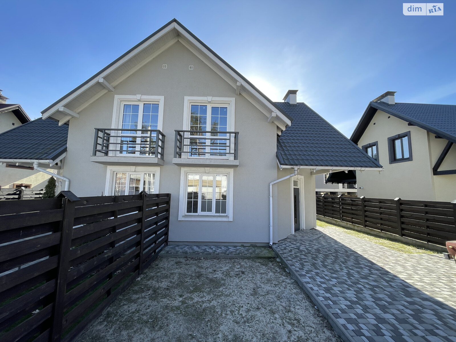 двоповерховий дуплекс, 106 кв. м, кирпич. Продаж в Бучі, район Буча фото 1 двоповерховий дуплекс, 106 кв. м, кирпич. Продаж в Бучі, район Буча фото 1