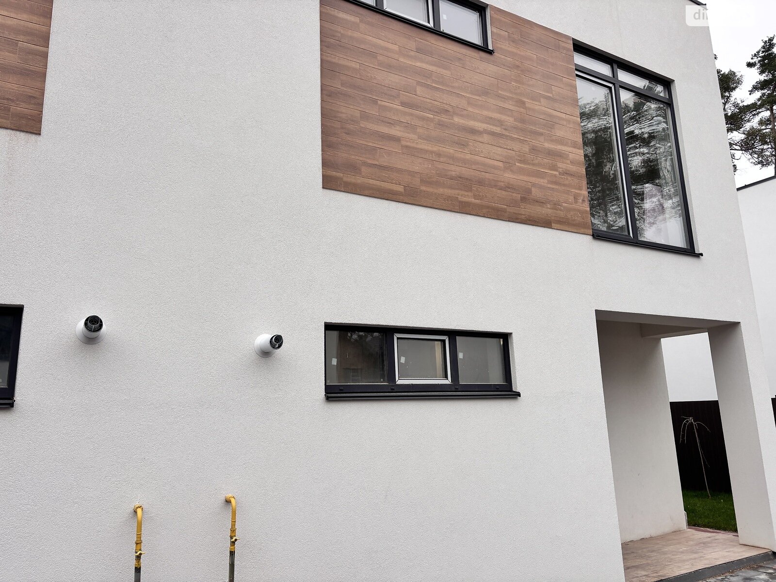 двухэтажный дуплекс, 120 кв. м, кирпич. Продажа в Буче район Буча фото 1 двухэтажный дуплекс, 120 кв. м, кирпич. Продажа в Буче район Буча фото 1