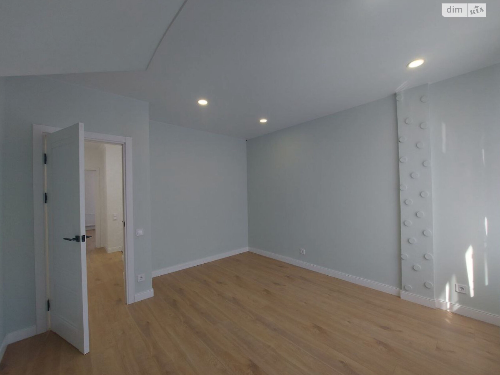 двухэтажный дуплекс, 122 кв. м, кирпич. Продажа в Буче район Буча фото 1