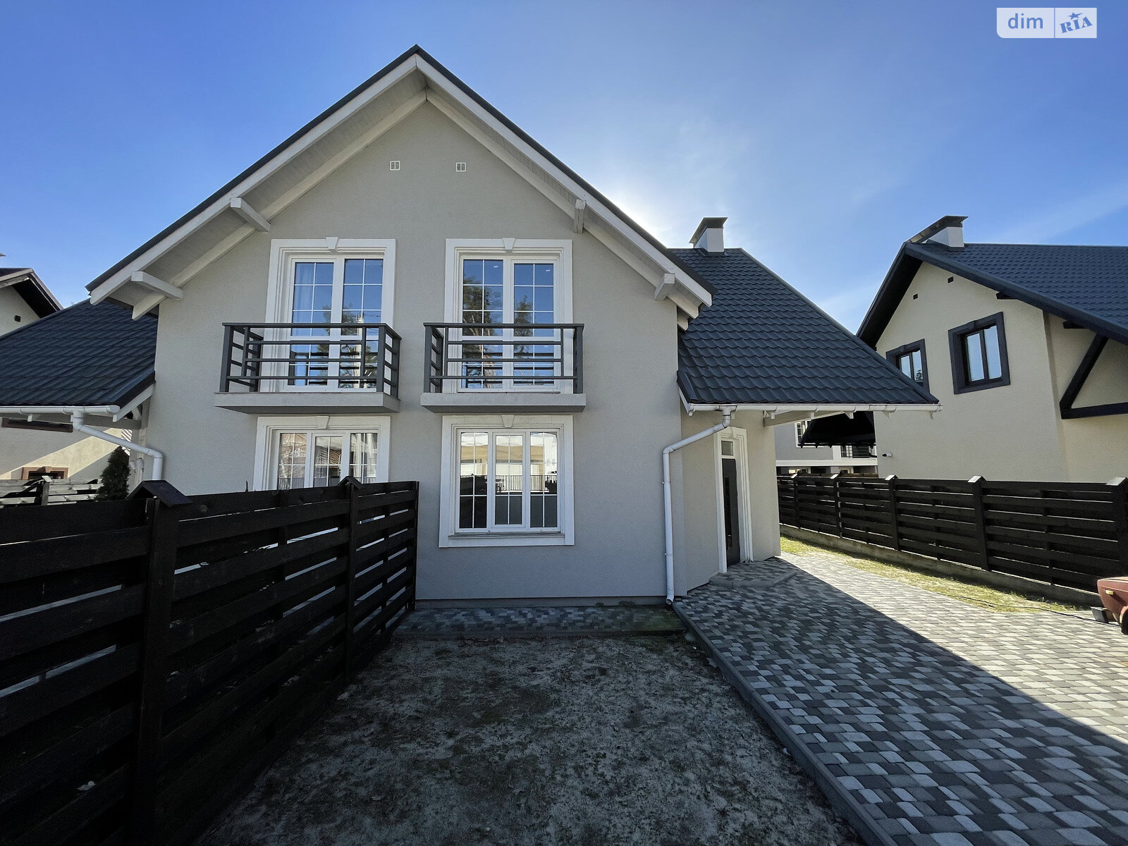 двоповерховий дуплекс, 106 кв. м, кирпич. Продаж в Бучі, район Буча фото 1 двоповерховий дуплекс, 106 кв. м, кирпич. Продаж в Бучі, район Буча фото 1