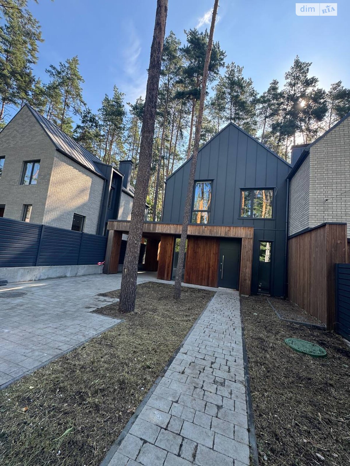 двоповерховий дуплекс, 133 кв. м, кирпич. Продаж в Бучі, район Буча фото 1 двоповерховий дуплекс, 133 кв. м, кирпич. Продаж в Бучі, район Буча фото 1