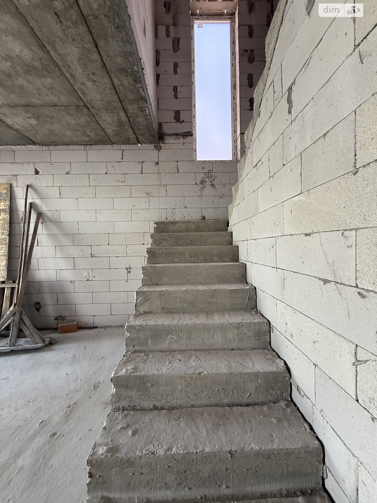 двухэтажный дуплекс, 120 кв. м, кирпич. Продажа в Буче район Буча фото 1 двухэтажный дуплекс, 120 кв. м, кирпич. Продажа в Буче район Буча фото 1