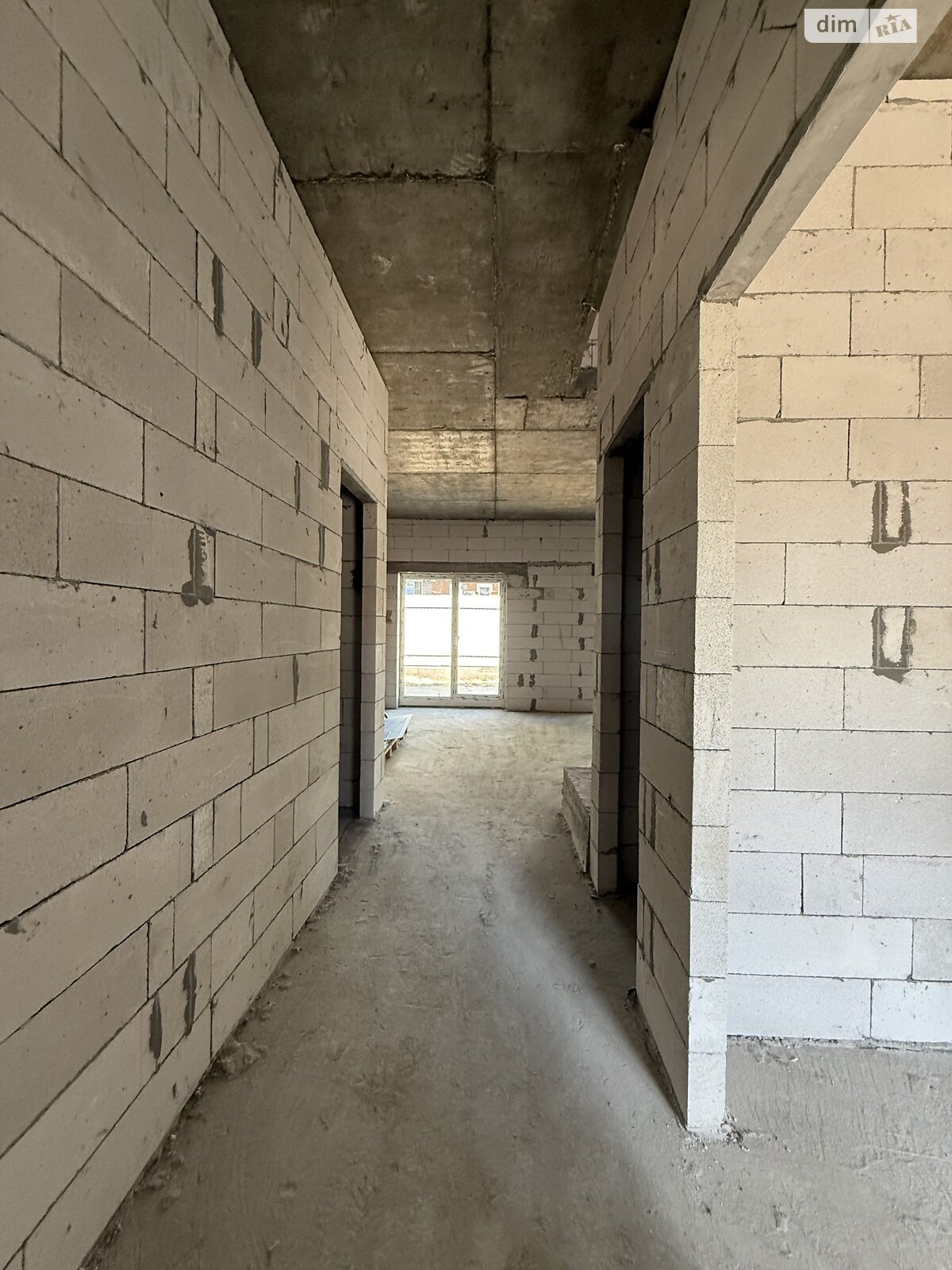 двухэтажный дуплекс, 120 кв. м, кирпич. Продажа в Буче район Буча фото 1 двухэтажный дуплекс, 120 кв. м, кирпич. Продажа в Буче район Буча фото 1