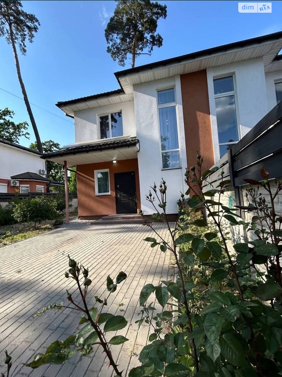 двухэтажный дуплекс, 85 кв. м, кирпич. Продажа в Буче район Буча фото 1 двухэтажный дуплекс, 85 кв. м, кирпич. Продажа в Буче район Буча фото 1