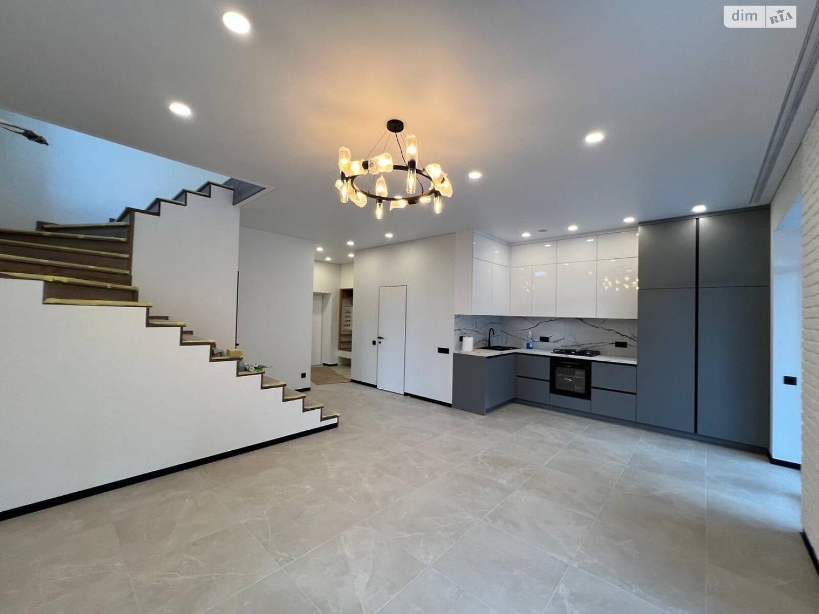 двухэтажный дуплекс, 126 кв. м, кирпич. Продажа в Буче фото 2