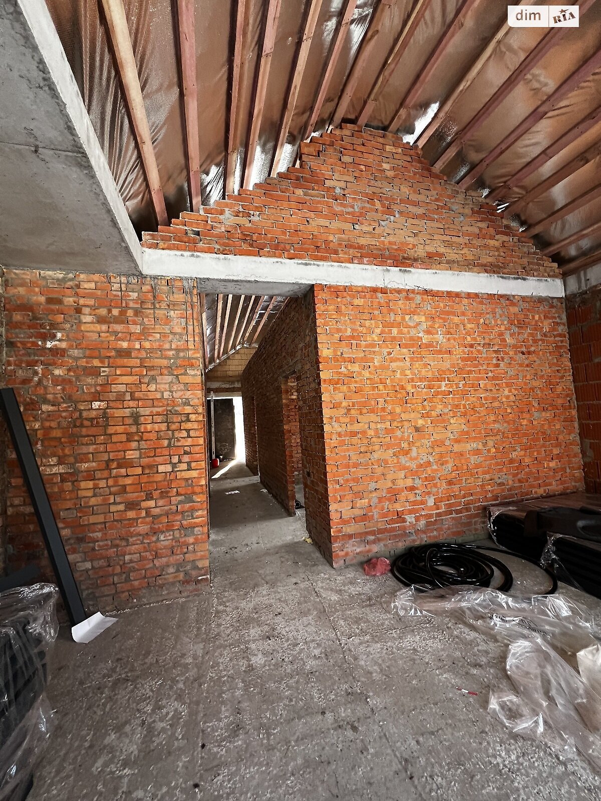одноэтажный дуплекс, 90 кв. м, кирпич. Продажа в Буче фото 1