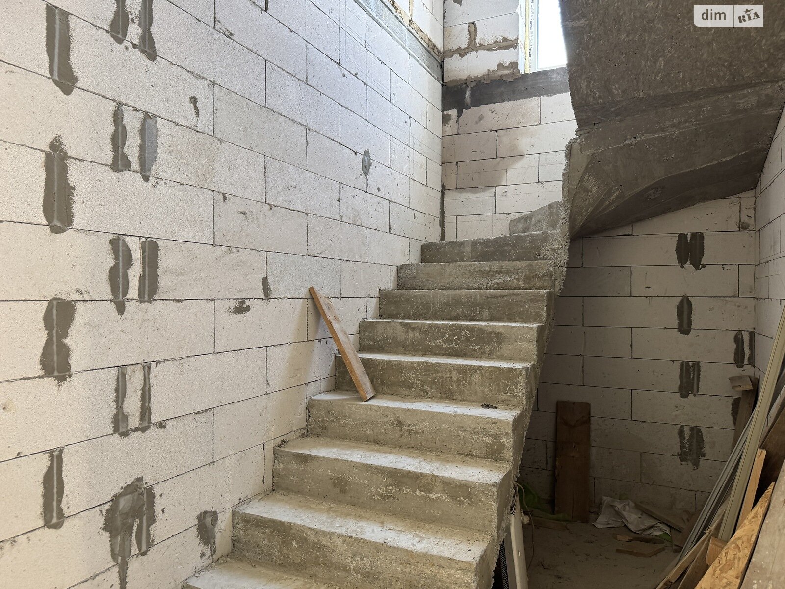 двоповерховий дуплекс, 110 кв. м, піноблок. Продаж у Бучі фото 1 двоповерховий дуплекс, 110 кв. м, піноблок. Продаж у Бучі фото 1