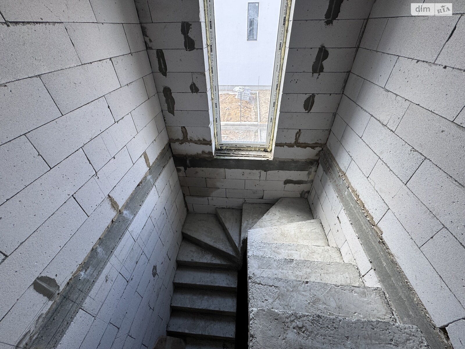 двоповерховий дуплекс, 110 кв. м, піноблок. Продаж у Бучі фото 1 двоповерховий дуплекс, 110 кв. м, піноблок. Продаж у Бучі фото 1