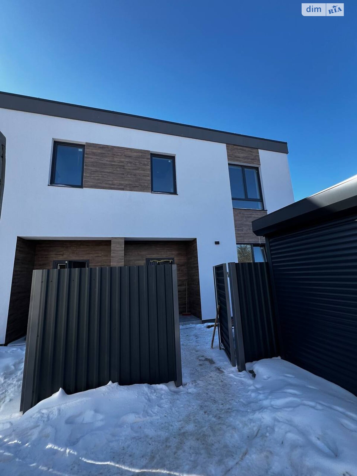 двухэтажный дуплекс, 126 кв. м, кирпич. Продажа в Буче фото 1 двухэтажный дуплекс, 126 кв. м, кирпич. Продажа в Буче фото 1