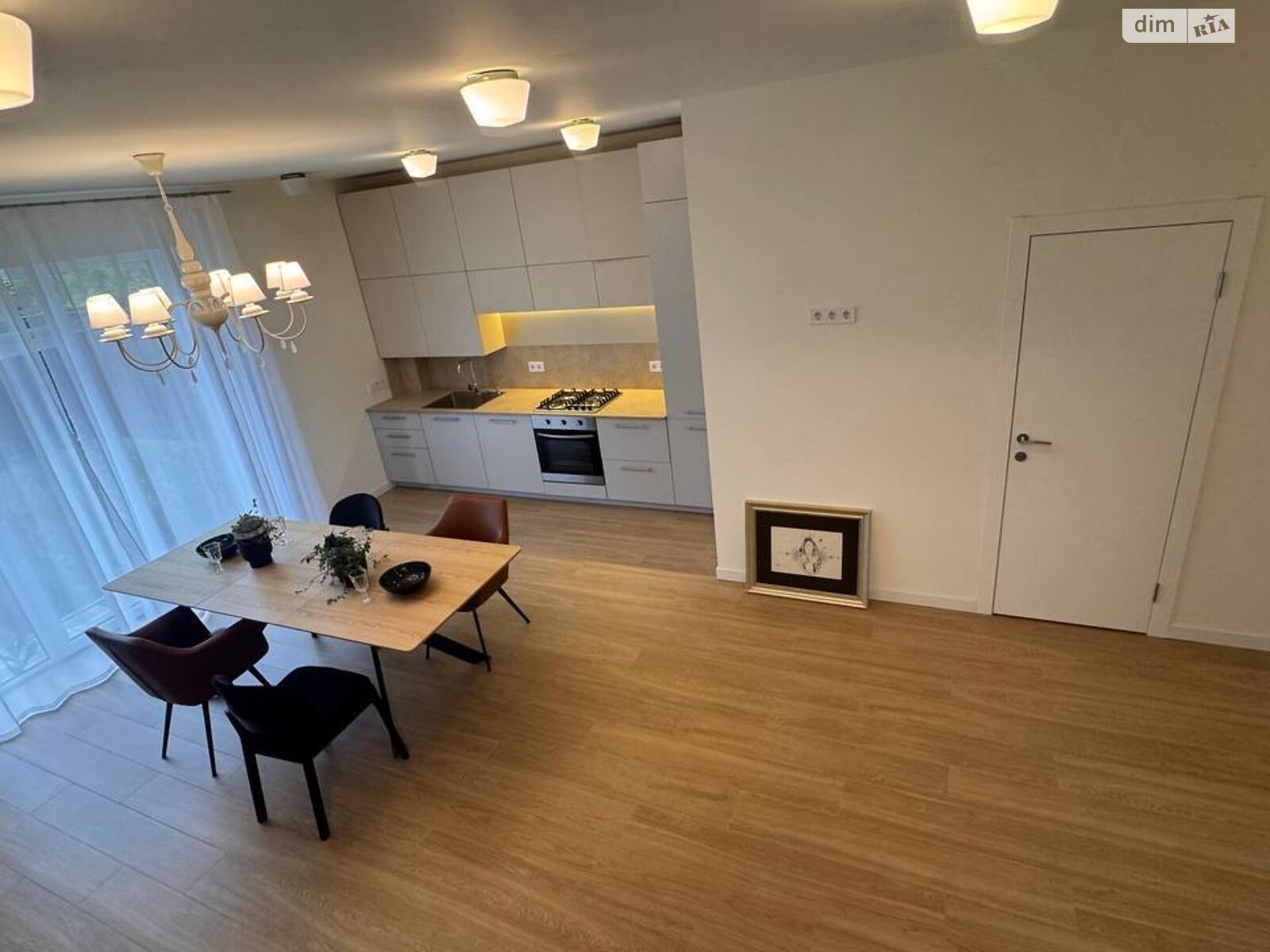 двухэтажный дуплекс, 111.8 кв. м, кирпич. Продажа в Буче фото 1 двухэтажный дуплекс, 111.8 кв. м, кирпич. Продажа в Буче фото 1