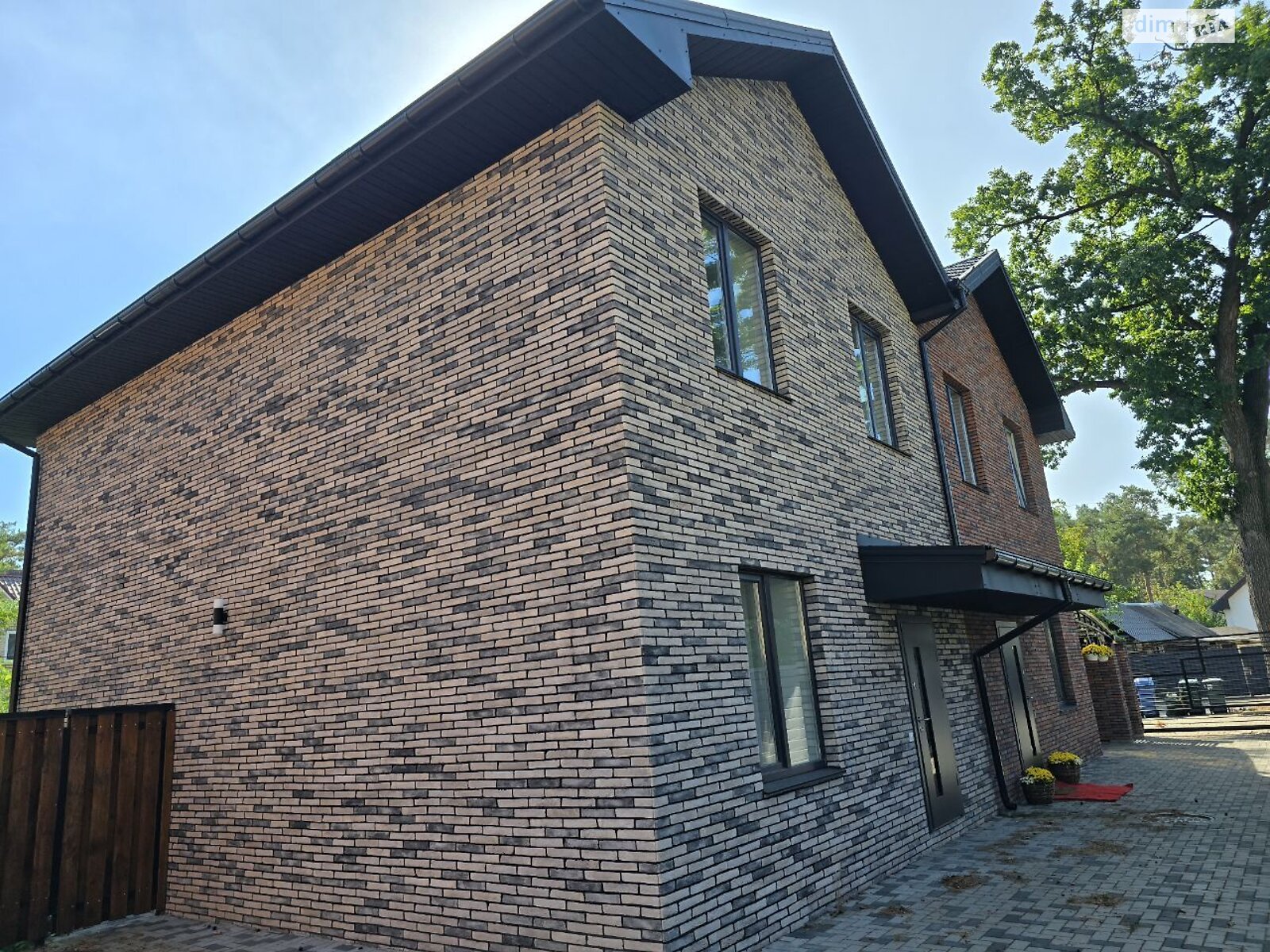 двоповерховий дуплекс, 110 кв. м, кирпич. Продаж у Бучі фото 1