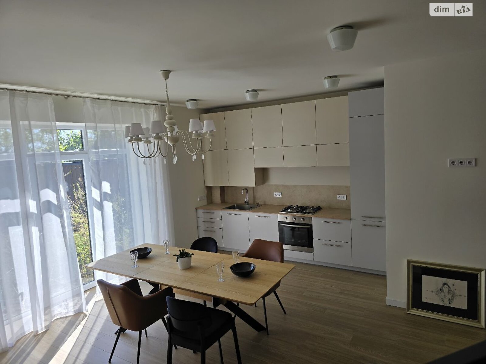 двоповерховий дуплекс, 110 кв. м, кирпич. Продаж у Бучі фото 1