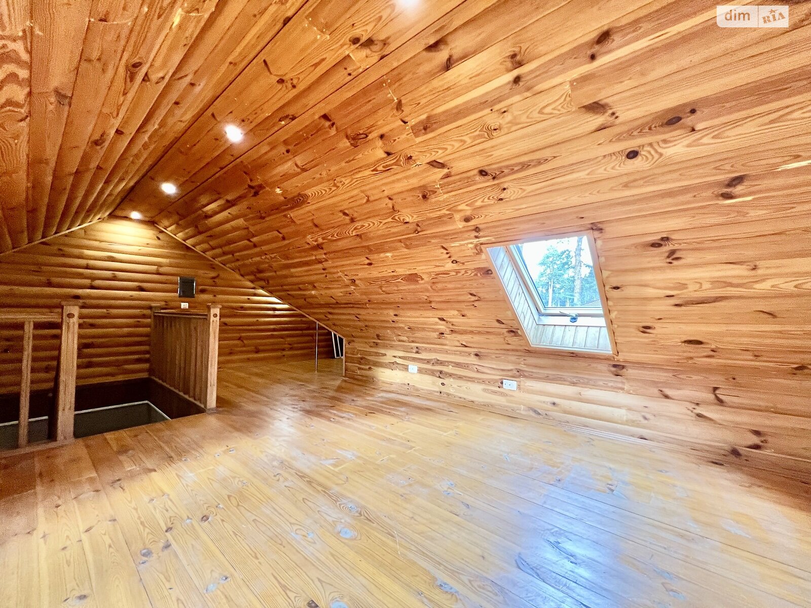 триповерховий дуплекс, 127.8 кв. м, цегла. Продаж у Бучі фото 1 триповерховий дуплекс, 127.8 кв. м, цегла. Продаж у Бучі фото 1