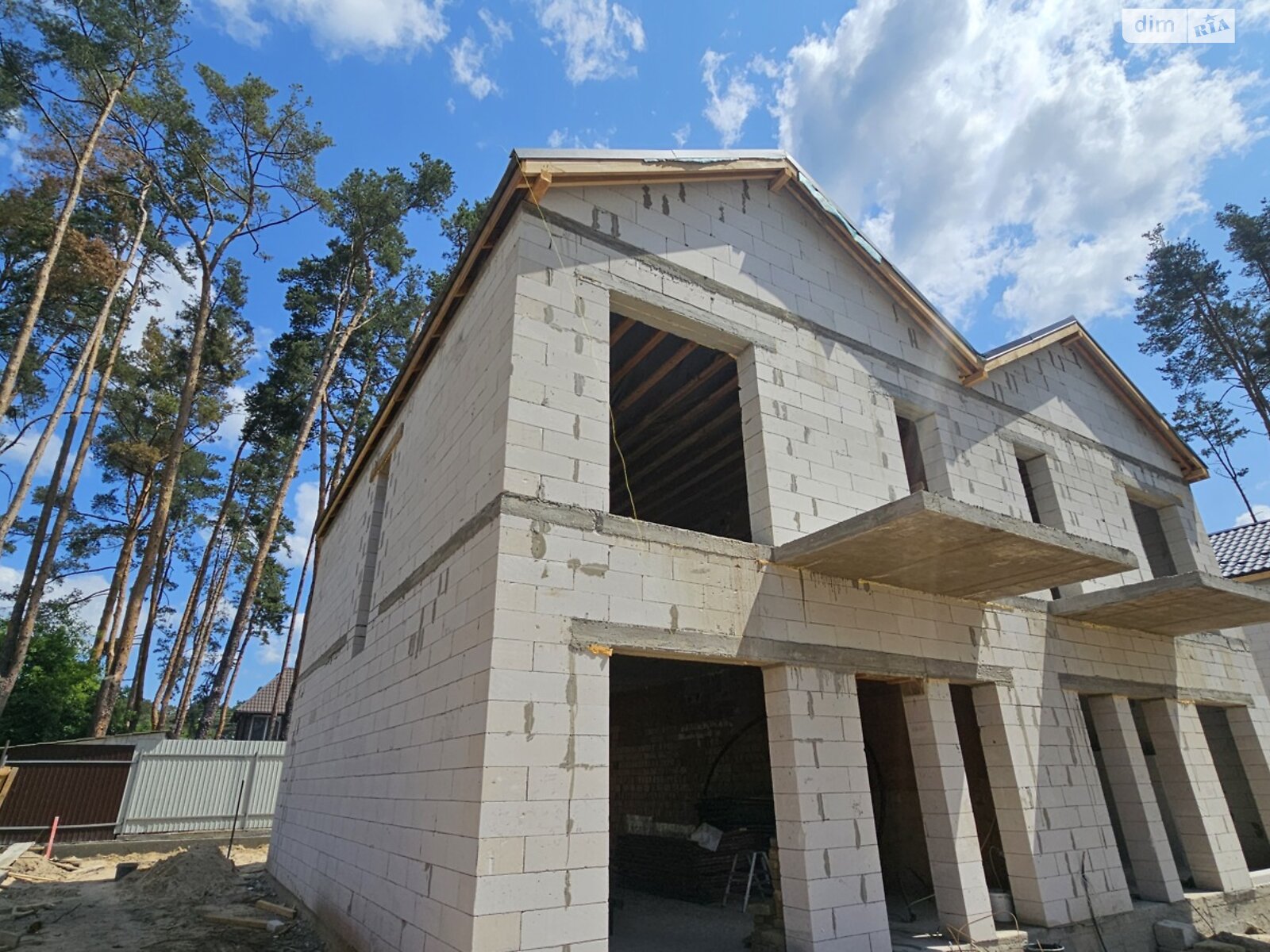 двухэтажный дуплекс, 115 кв. м, кирпич. Продажа в Буче фото 1 двухэтажный дуплекс, 115 кв. м, кирпич. Продажа в Буче фото 1