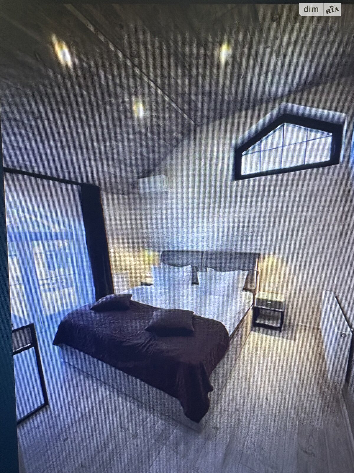 трехэтажный дуплекс, 200 кв. м, кирпич. Продажа в Буковеле район Буковель фото 1