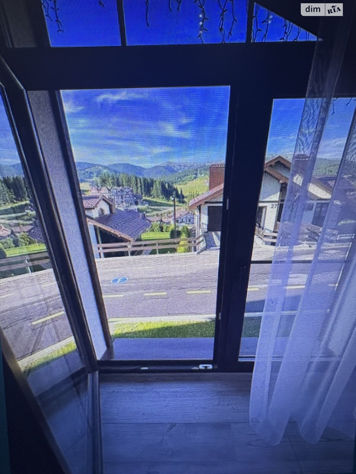 трехэтажный дуплекс, 200 кв. м, кирпич. Продажа в Буковеле район Буковель фото 1