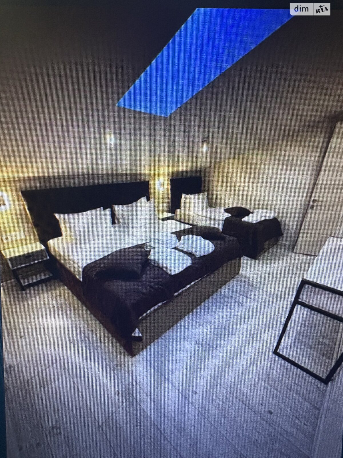 трехэтажный дуплекс, 200 кв. м, кирпич. Продажа в Буковеле район Буковель фото 1