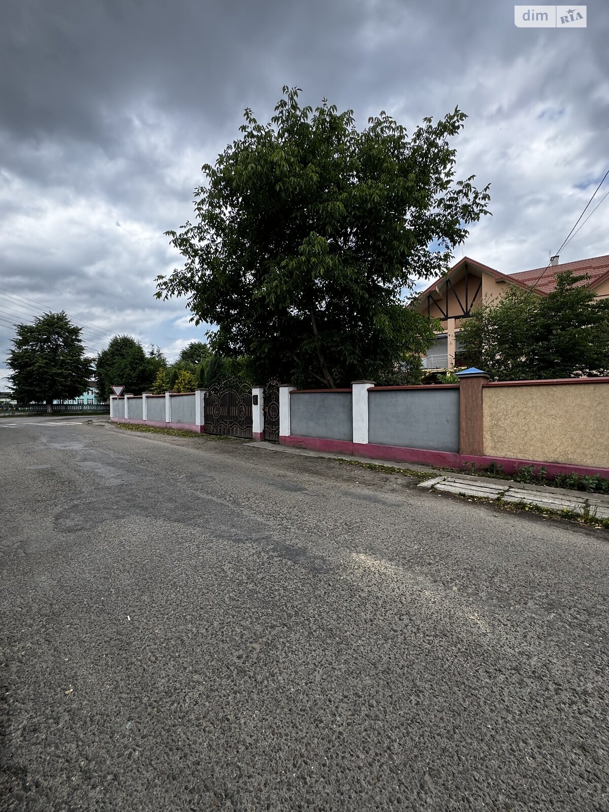 двоповерховий дуплекс, 292 кв. м, цегла. Продаж у Чернієві фото 1 двоповерховий дуплекс, 292 кв. м, цегла. Продаж у Чернієві фото 1