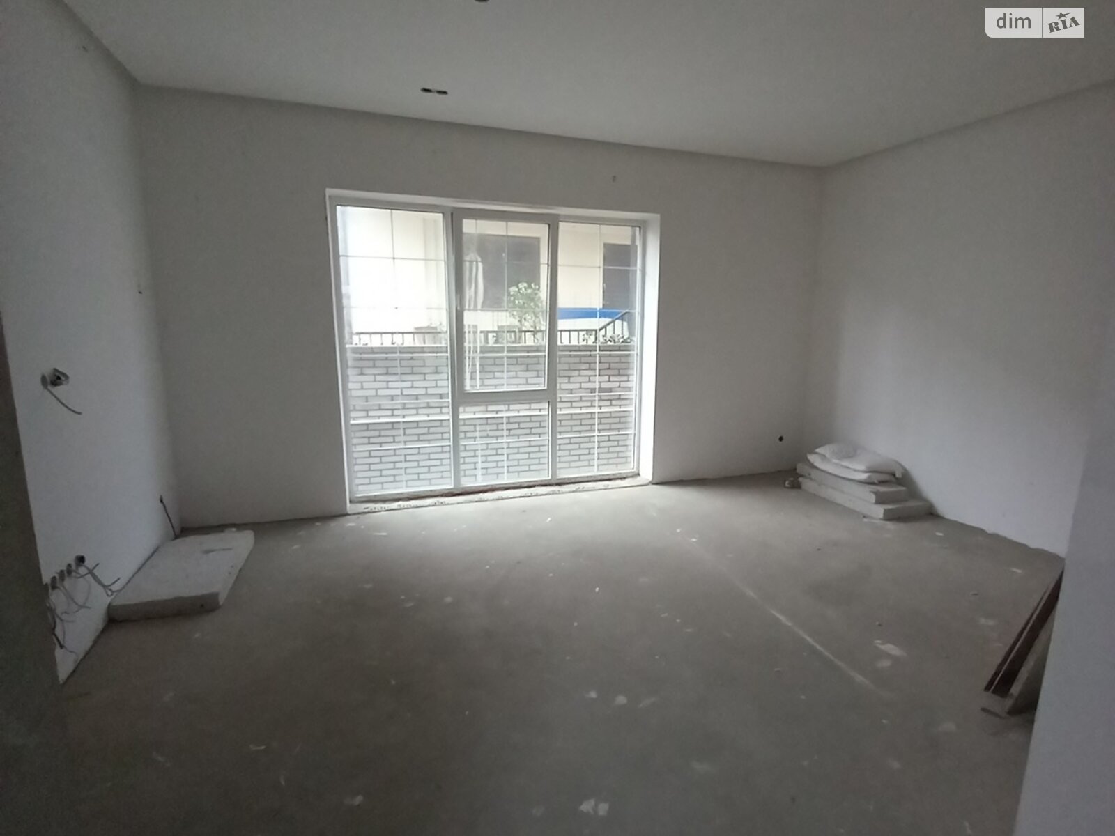 двухэтажный дуплекс, 365 кв. м, кирпич. Продажа в Черновцах район Шевченковский фото 1 двухэтажный дуплекс, 365 кв. м, кирпич. Продажа в Черновцах район Шевченковский фото 1