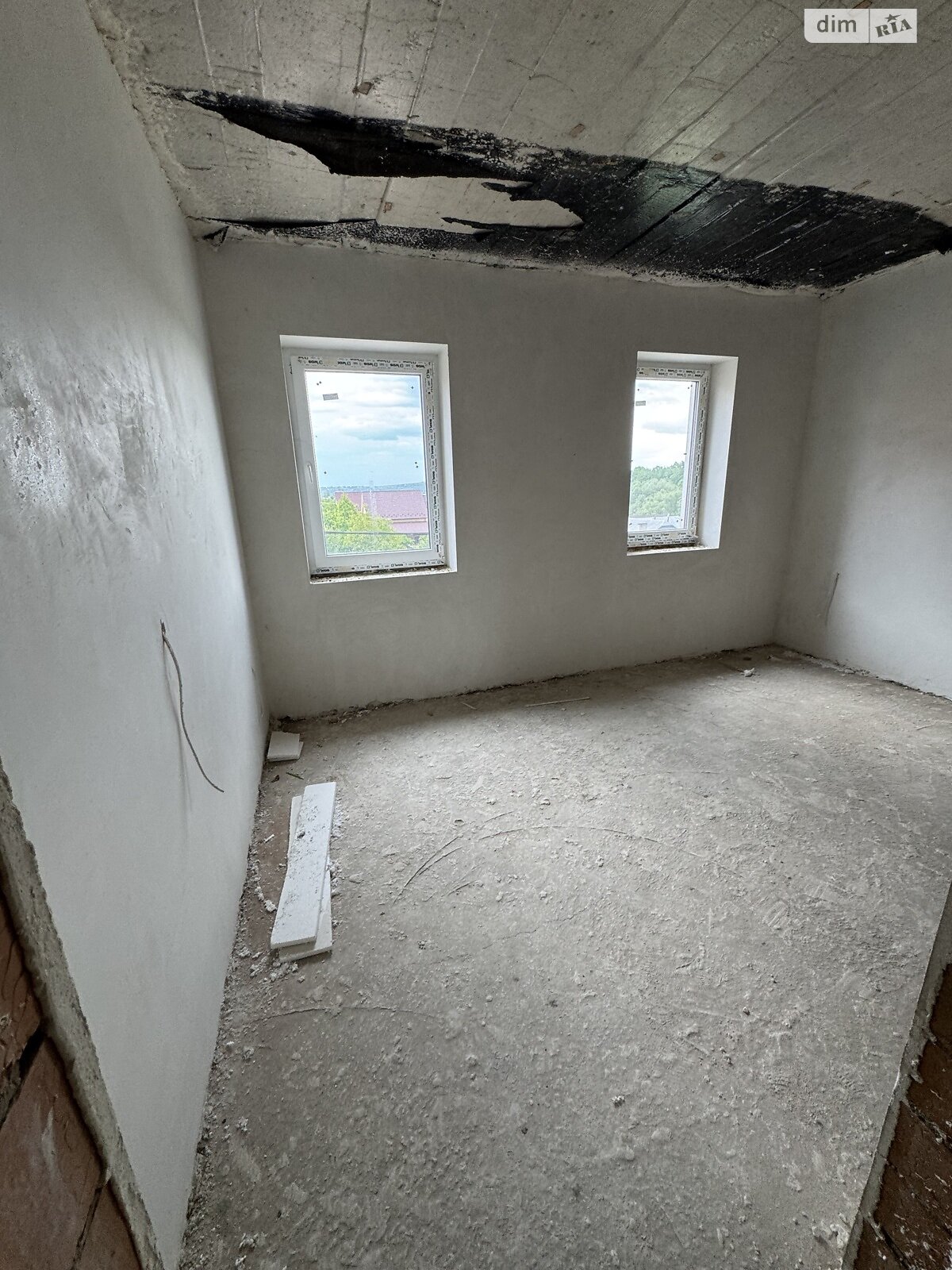 трехэтажный дуплекс, 220 кв. м, кирпич. Продажа в Черновцах район Шевченковский фото 1 трехэтажный дуплекс, 220 кв. м, кирпич. Продажа в Черновцах район Шевченковский фото 1