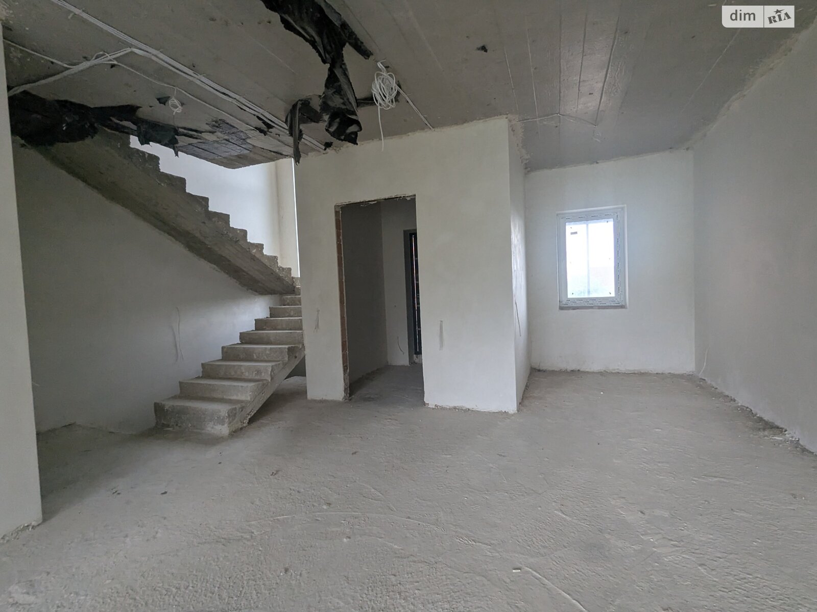 трехэтажный дуплекс, 220 кв. м, кирпич. Продажа в Черновцах район Шевченковский фото 1 трехэтажный дуплекс, 220 кв. м, кирпич. Продажа в Черновцах район Шевченковский фото 1