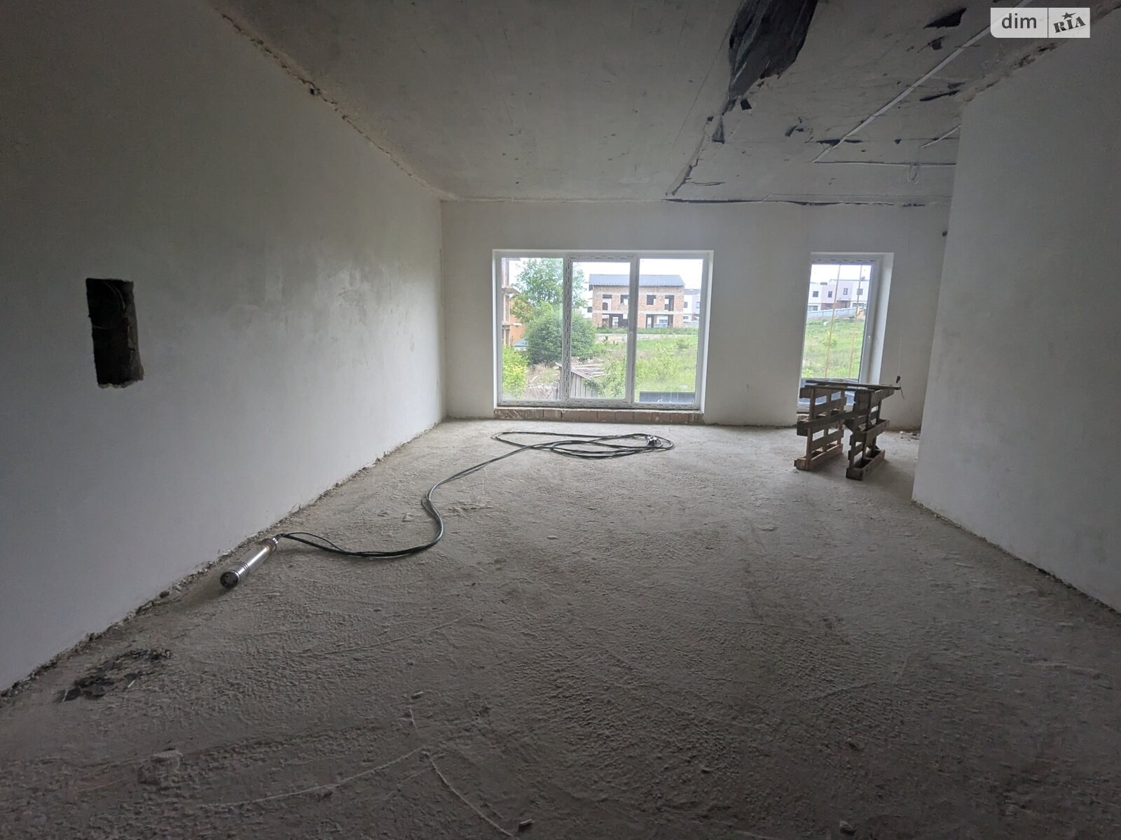 трехэтажный дуплекс, 220 кв. м, кирпич. Продажа в Черновцах район Шевченковский фото 1 трехэтажный дуплекс, 220 кв. м, кирпич. Продажа в Черновцах район Шевченковский фото 1