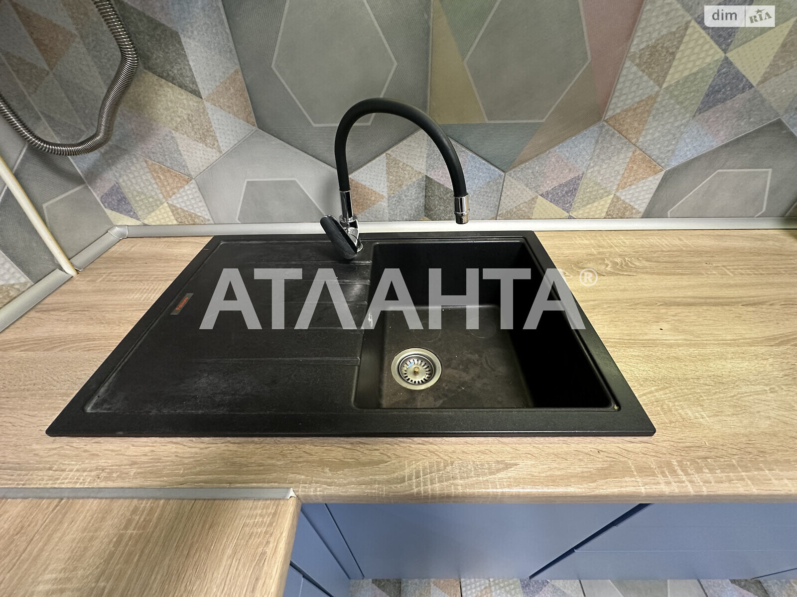 двоповерховий дуплекс, 150 кв. м, кирпич. Продаж в Чернівцях, район Шевченківський фото 1 двоповерховий дуплекс, 150 кв. м, кирпич. Продаж в Чернівцях, район Шевченківський фото 1