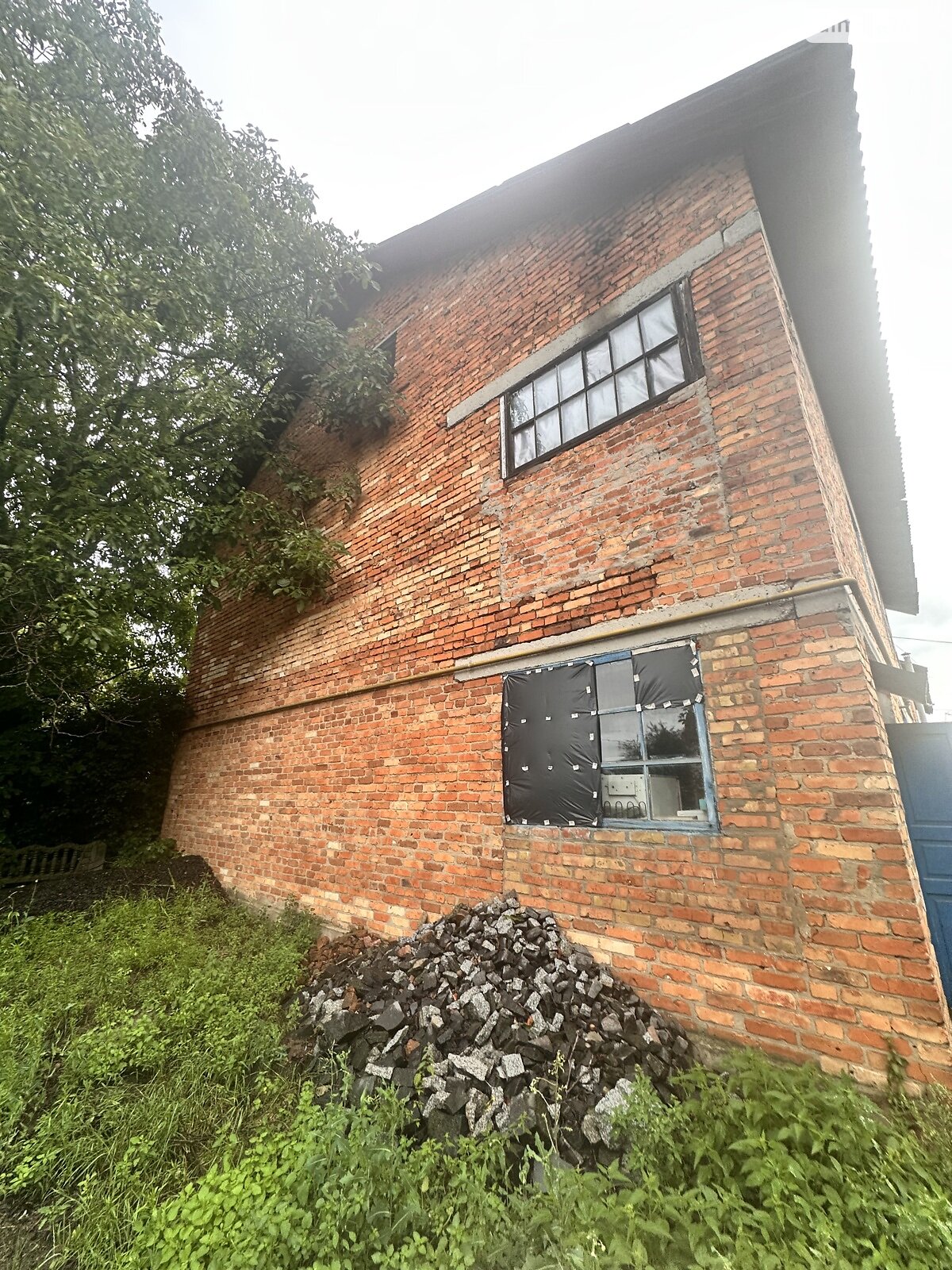 двухэтажный дуплекс, 100.77 кв. м, кирпич. Продажа в Черняхове район Черняхов фото 1 двухэтажный дуплекс, 100.77 кв. м, кирпич. Продажа в Черняхове район Черняхов фото 1