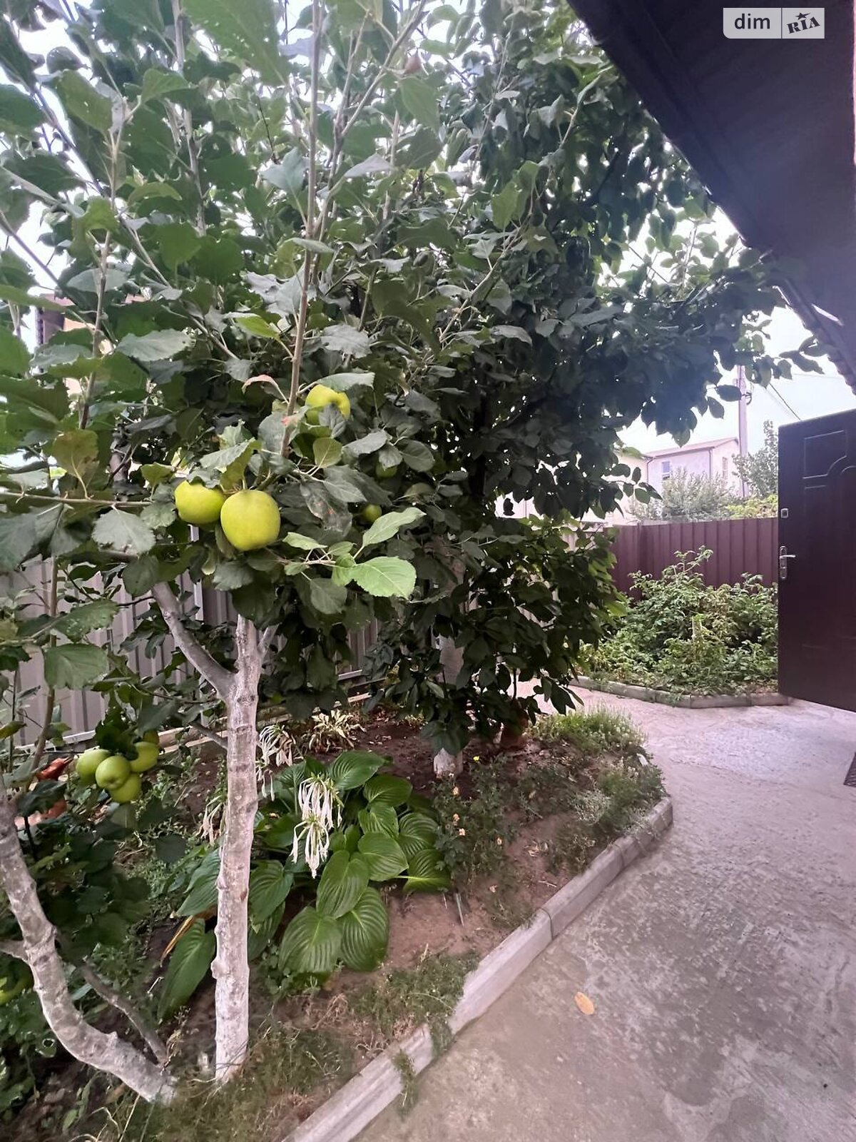 трехэтажный дуплекс, 130.3 кв. м, монолит. Продажа в Чубинском фото 1 трехэтажный дуплекс, 130.3 кв. м, монолит. Продажа в Чубинском фото 1