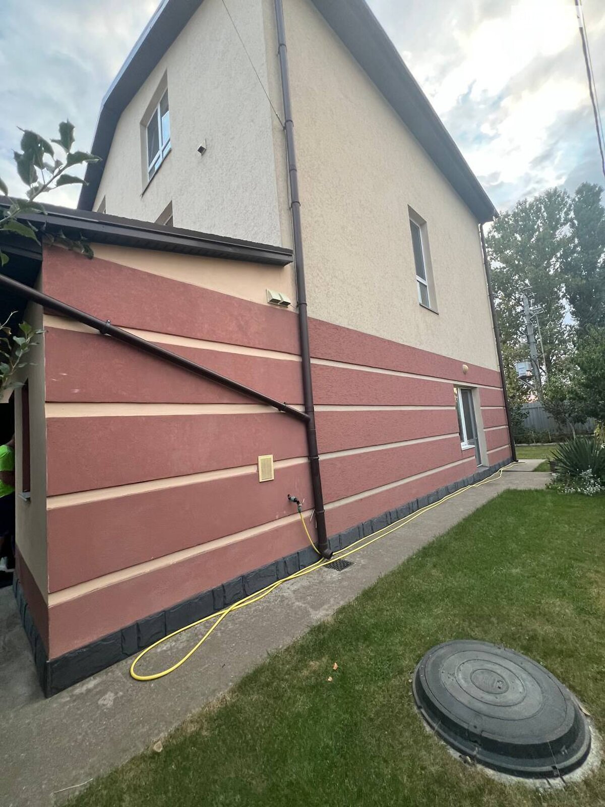 трехэтажный дуплекс, 130.3 кв. м, монолит. Продажа в Чубинском фото 1 трехэтажный дуплекс, 130.3 кв. м, монолит. Продажа в Чубинском фото 1