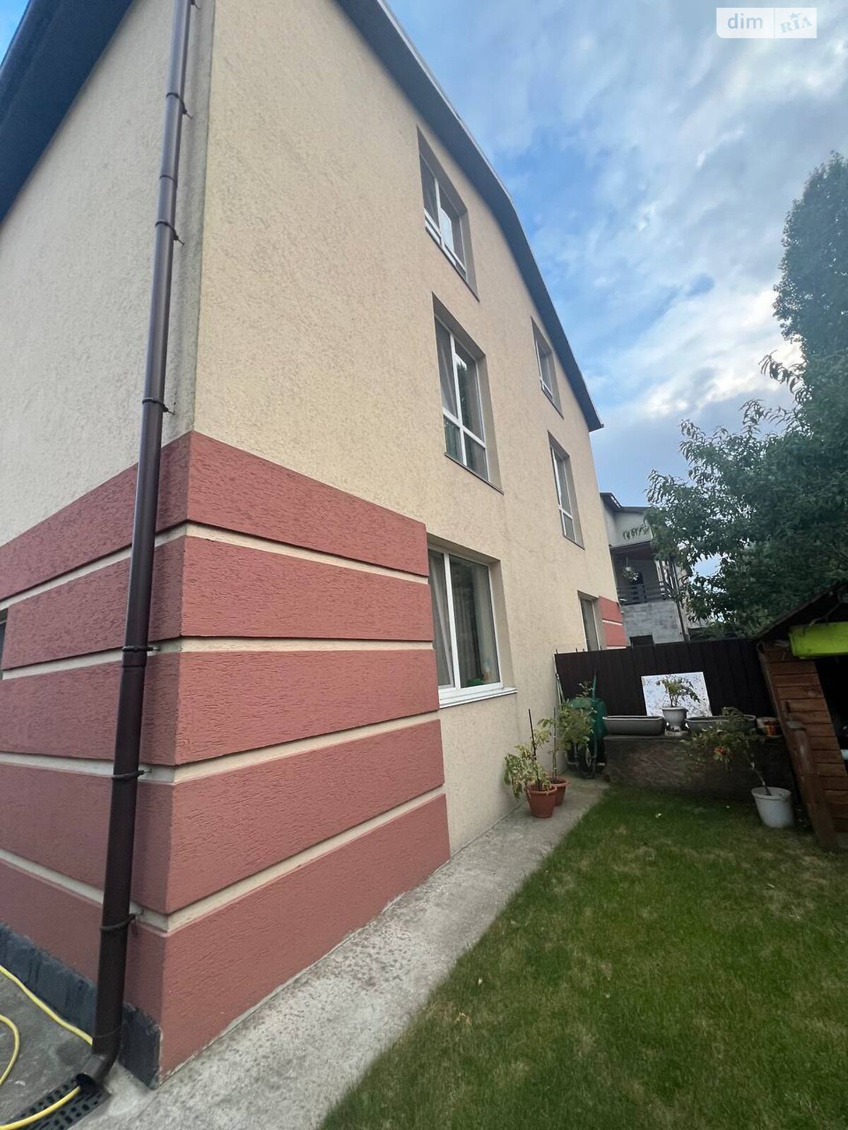 трехэтажный дуплекс, 130.3 кв. м, монолит. Продажа в Чубинском фото 1 трехэтажный дуплекс, 130.3 кв. м, монолит. Продажа в Чубинском фото 1