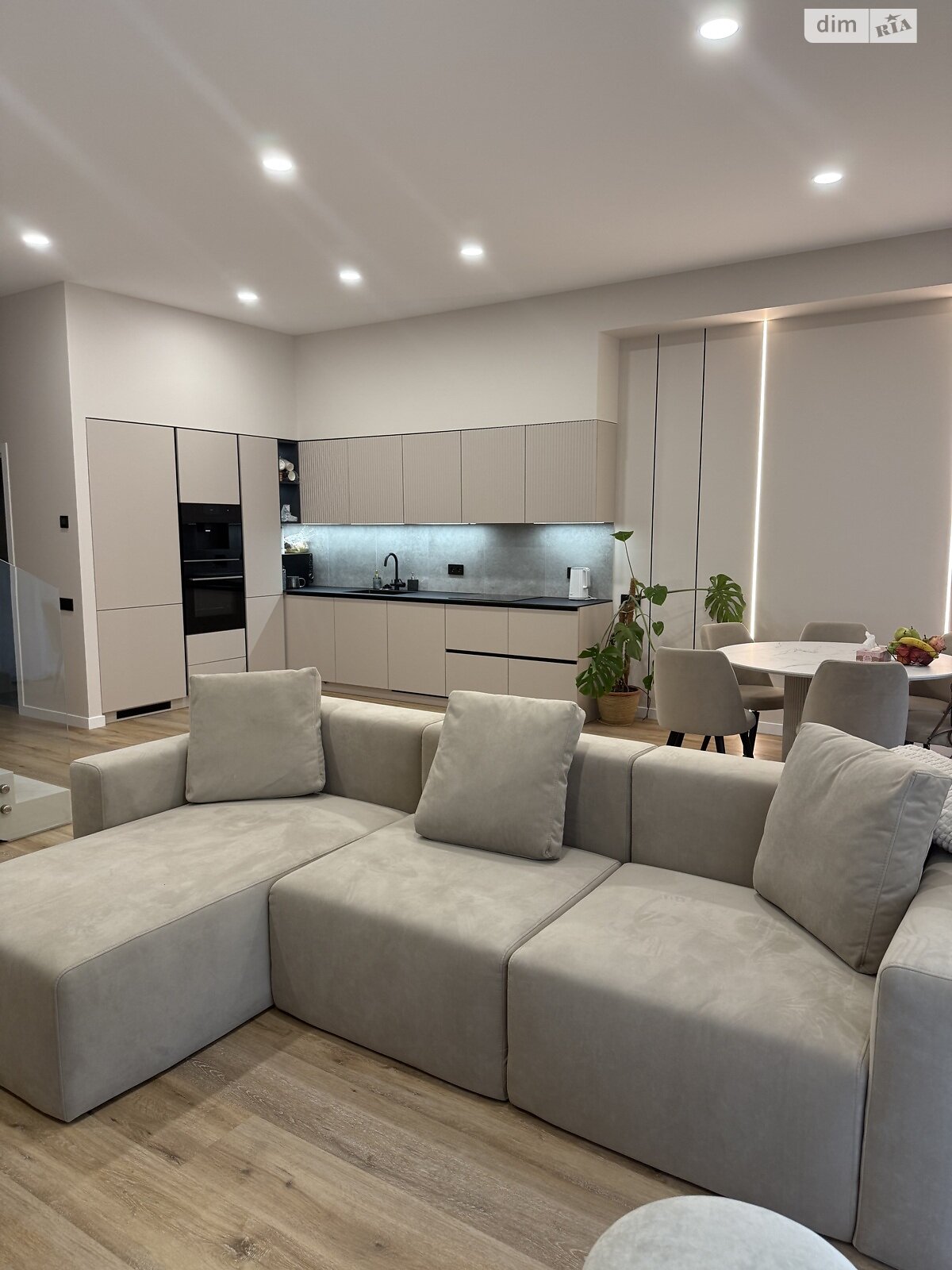 двоповерховий дуплекс, 160 кв. м, пеноблок. Продаж в Дніпрі, район ДІІТ фото 1