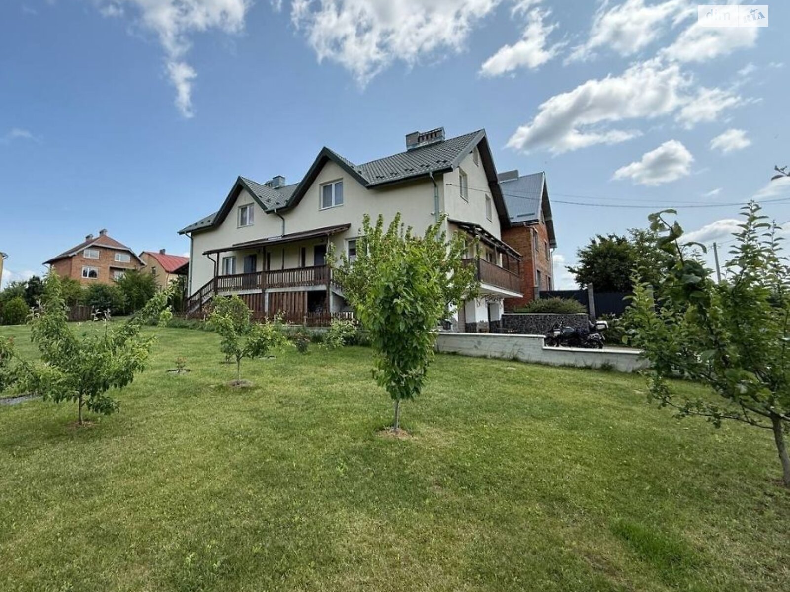 двухэтажный дуплекс, 388.3 кв. м, кирпич. Продажа в Дублянах район Дубляны фото 1 двухэтажный дуплекс, 388.3 кв. м, кирпич. Продажа в Дублянах район Дубляны фото 1