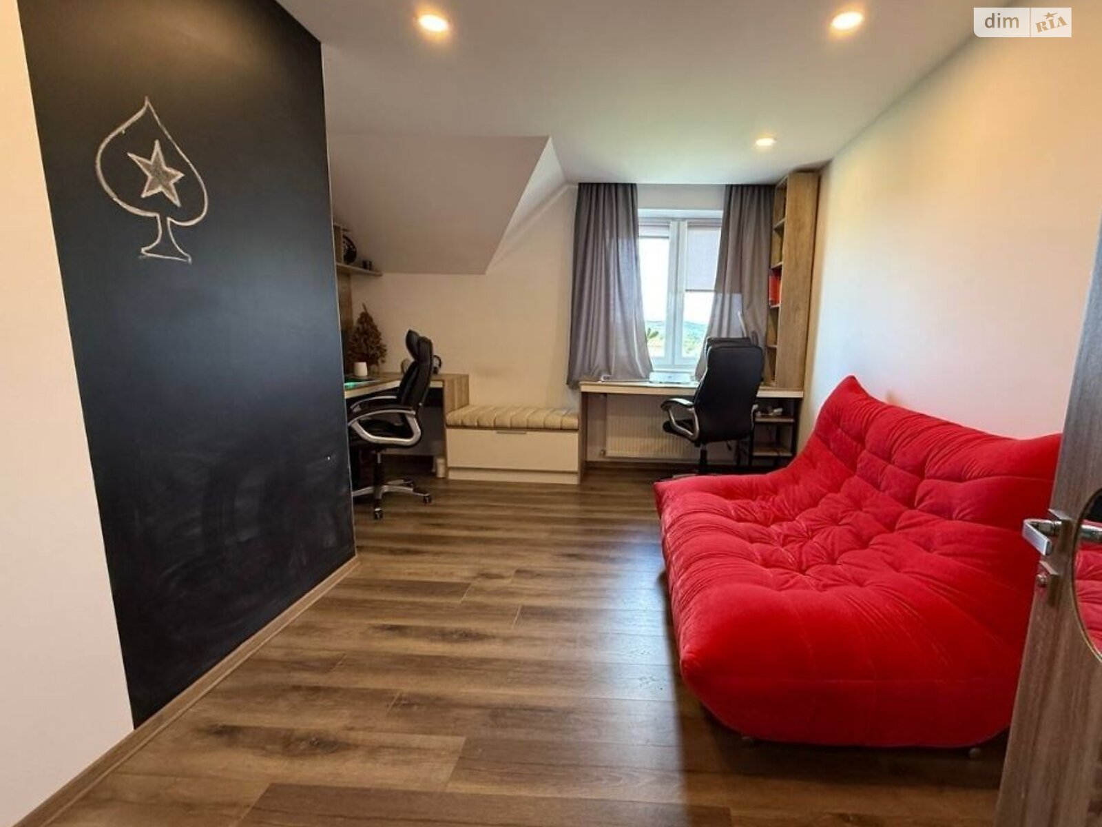двухэтажный дуплекс, 388.3 кв. м, кирпич. Продажа в Дублянах район Дубляны фото 1 двухэтажный дуплекс, 388.3 кв. м, кирпич. Продажа в Дублянах район Дубляны фото 1