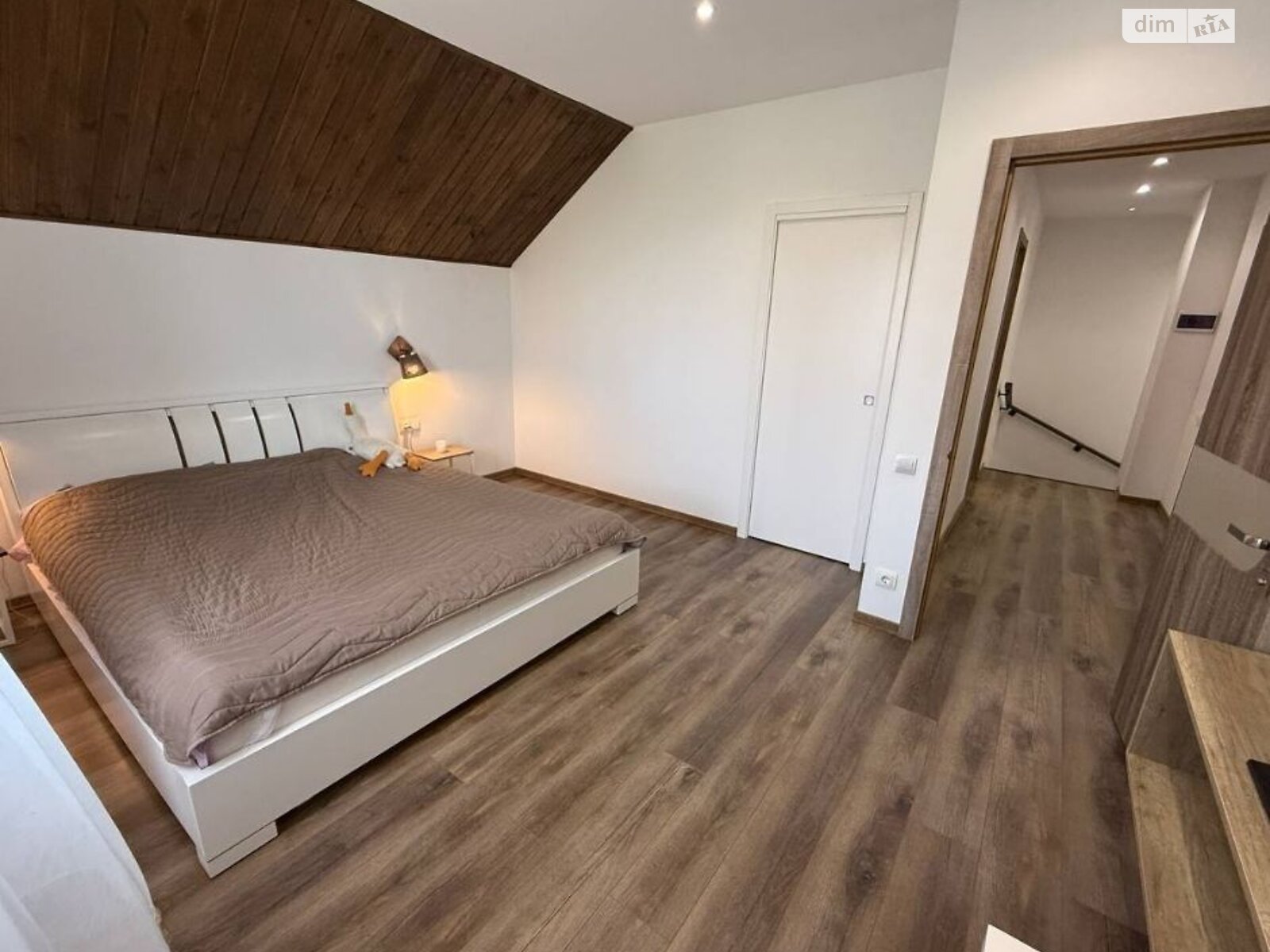 двухэтажный дуплекс, 388.3 кв. м, кирпич. Продажа в Дублянах район Дубляны фото 1 двухэтажный дуплекс, 388.3 кв. м, кирпич. Продажа в Дублянах район Дубляны фото 1