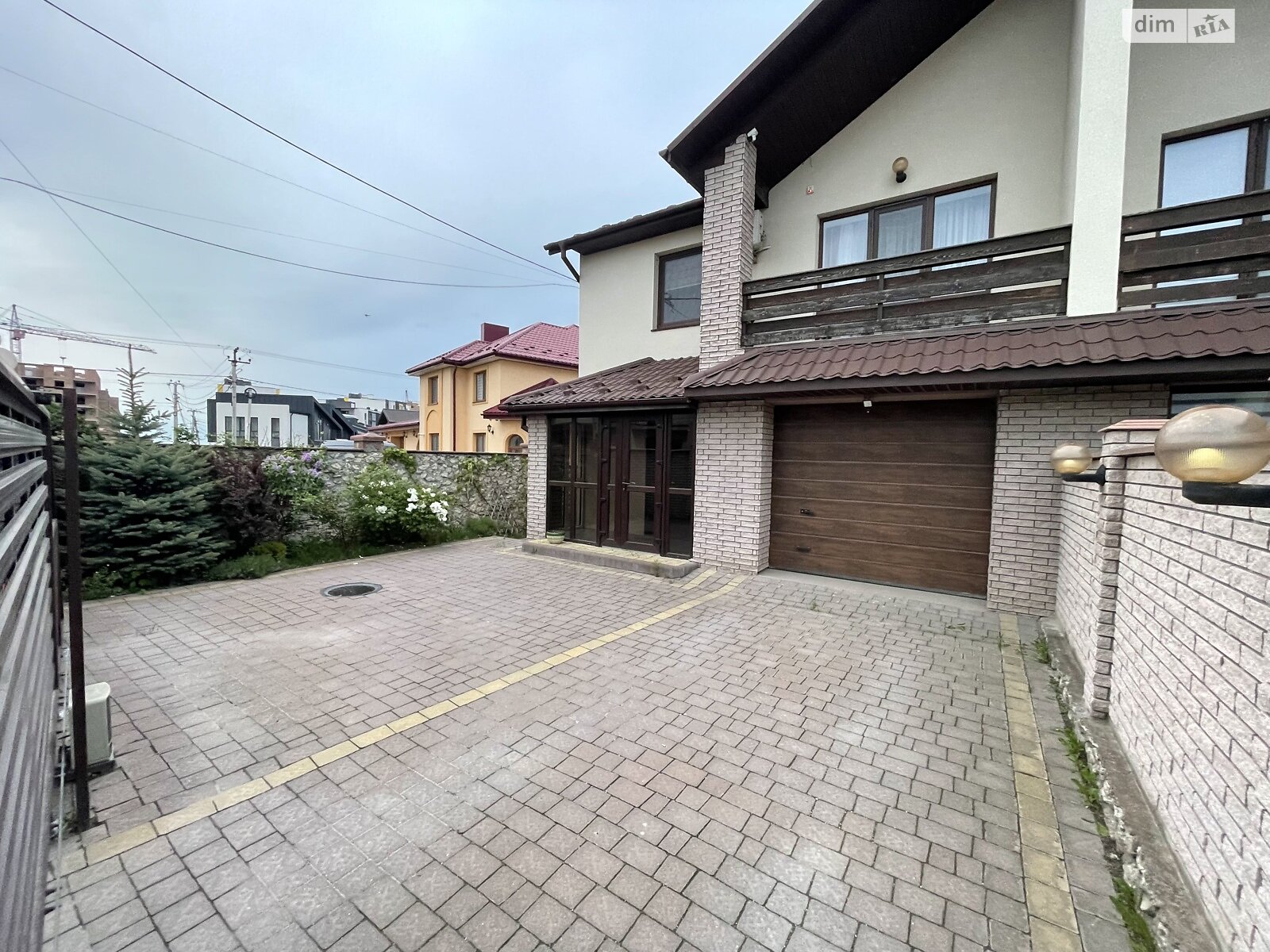 двоповерховий дуплекс, 151 кв. м, цегла. Продаж у Гаях Чумакових фото 1 двоповерховий дуплекс, 151 кв. м, цегла. Продаж у Гаях Чумакових фото 1