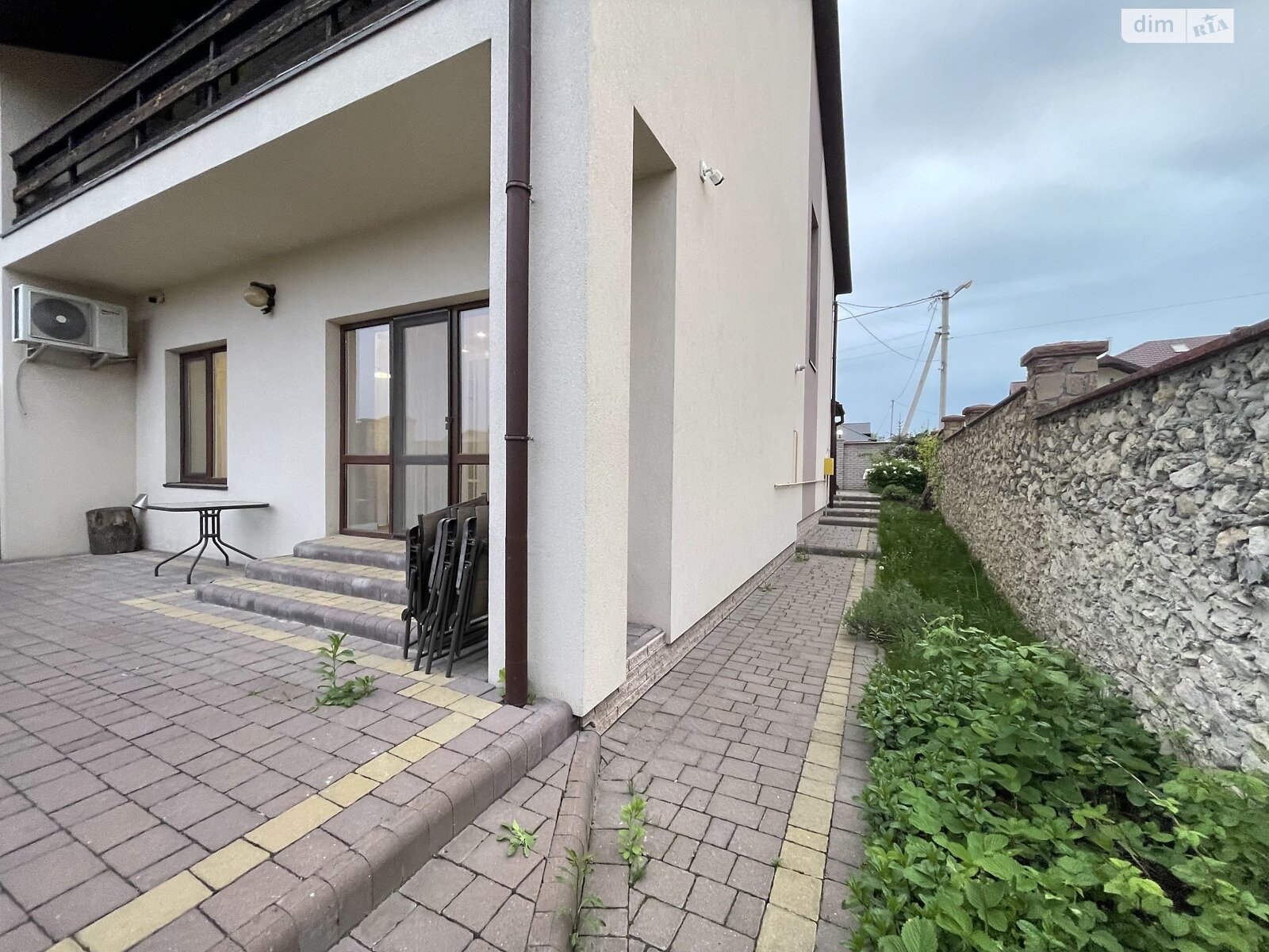 двоповерховий дуплекс, 151 кв. м, цегла. Продаж у Гаях Чумакових фото 1 двоповерховий дуплекс, 151 кв. м, цегла. Продаж у Гаях Чумакових фото 1