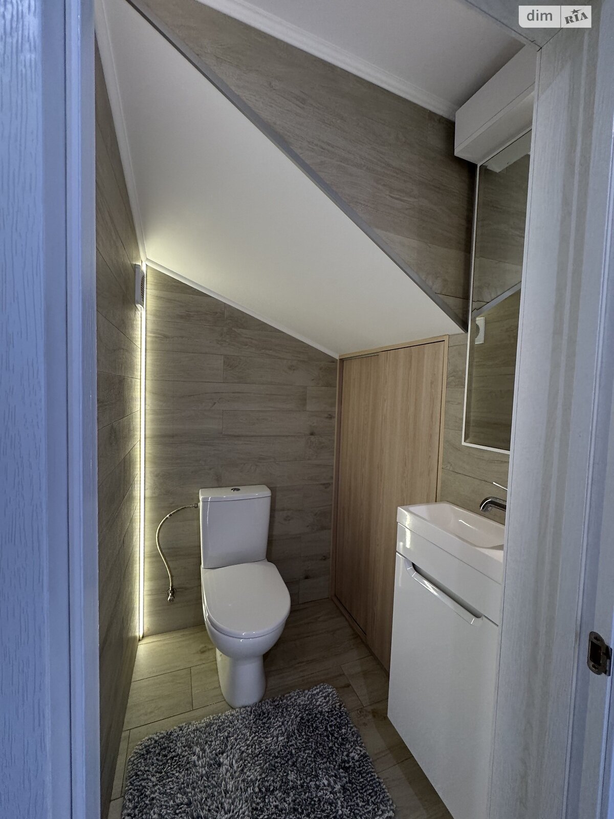 двоповерховий дуплекс, 151 кв. м, цегла. Продаж у Гаях Чумакових фото 1 двоповерховий дуплекс, 151 кв. м, цегла. Продаж у Гаях Чумакових фото 1