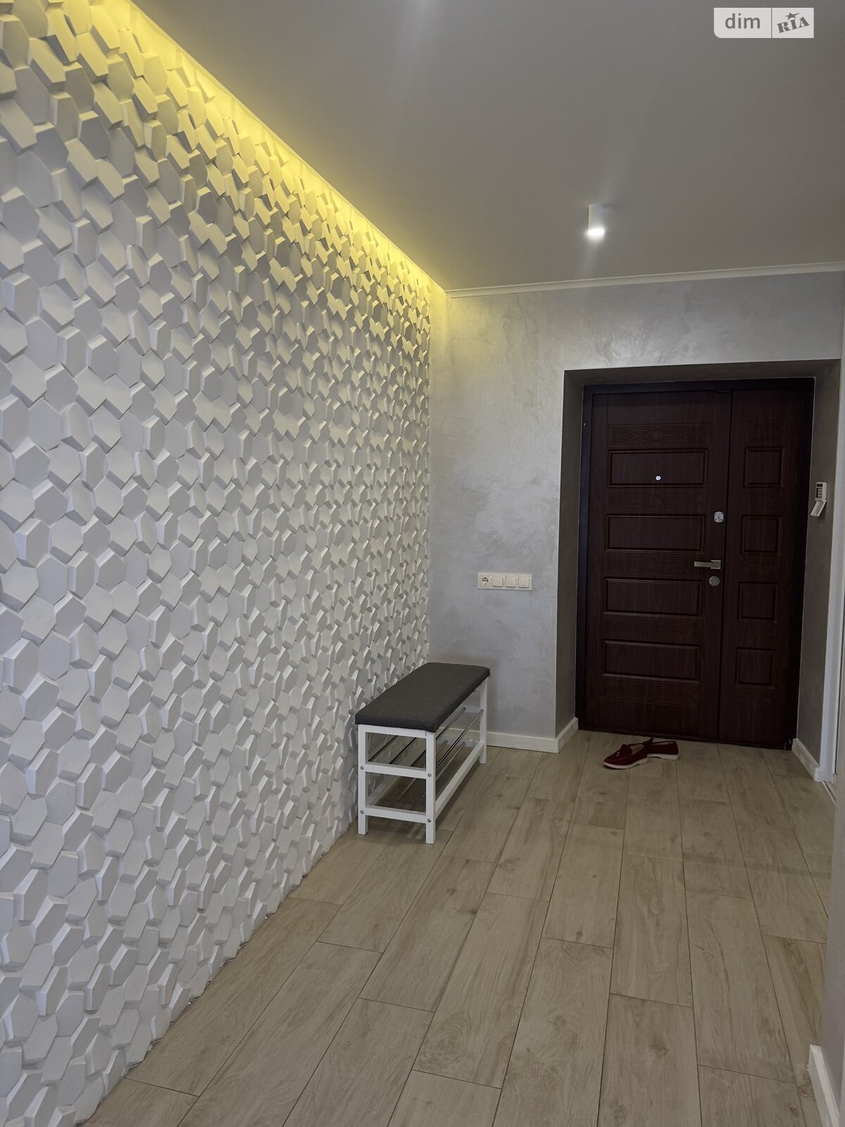 двоповерховий дуплекс, 151 кв. м, цегла. Продаж у Гаях Чумакових фото 1 двоповерховий дуплекс, 151 кв. м, цегла. Продаж у Гаях Чумакових фото 1