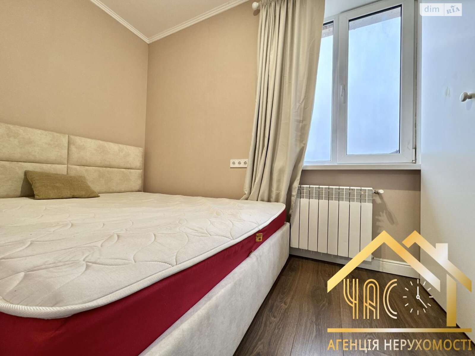 двухэтажный дуплекс, 141.2 кв. м, кирпич. Продажа в Гатном фото 1