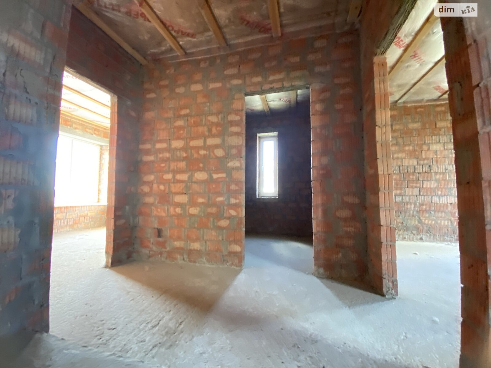 трехэтажный дуплекс, 160 кв. м, кирпич. Продажа в Гатном фото 1 трехэтажный дуплекс, 160 кв. м, кирпич. Продажа в Гатном фото 1