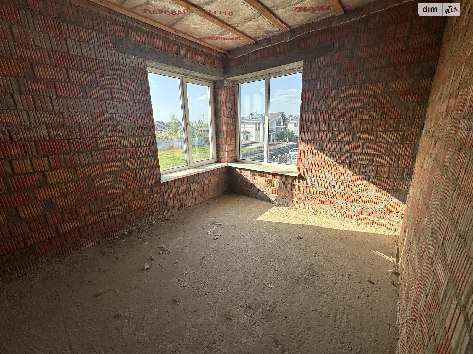 трехэтажный дуплекс, 160 кв. м, кирпич. Продажа в Гатном фото 1 трехэтажный дуплекс, 160 кв. м, кирпич. Продажа в Гатном фото 1