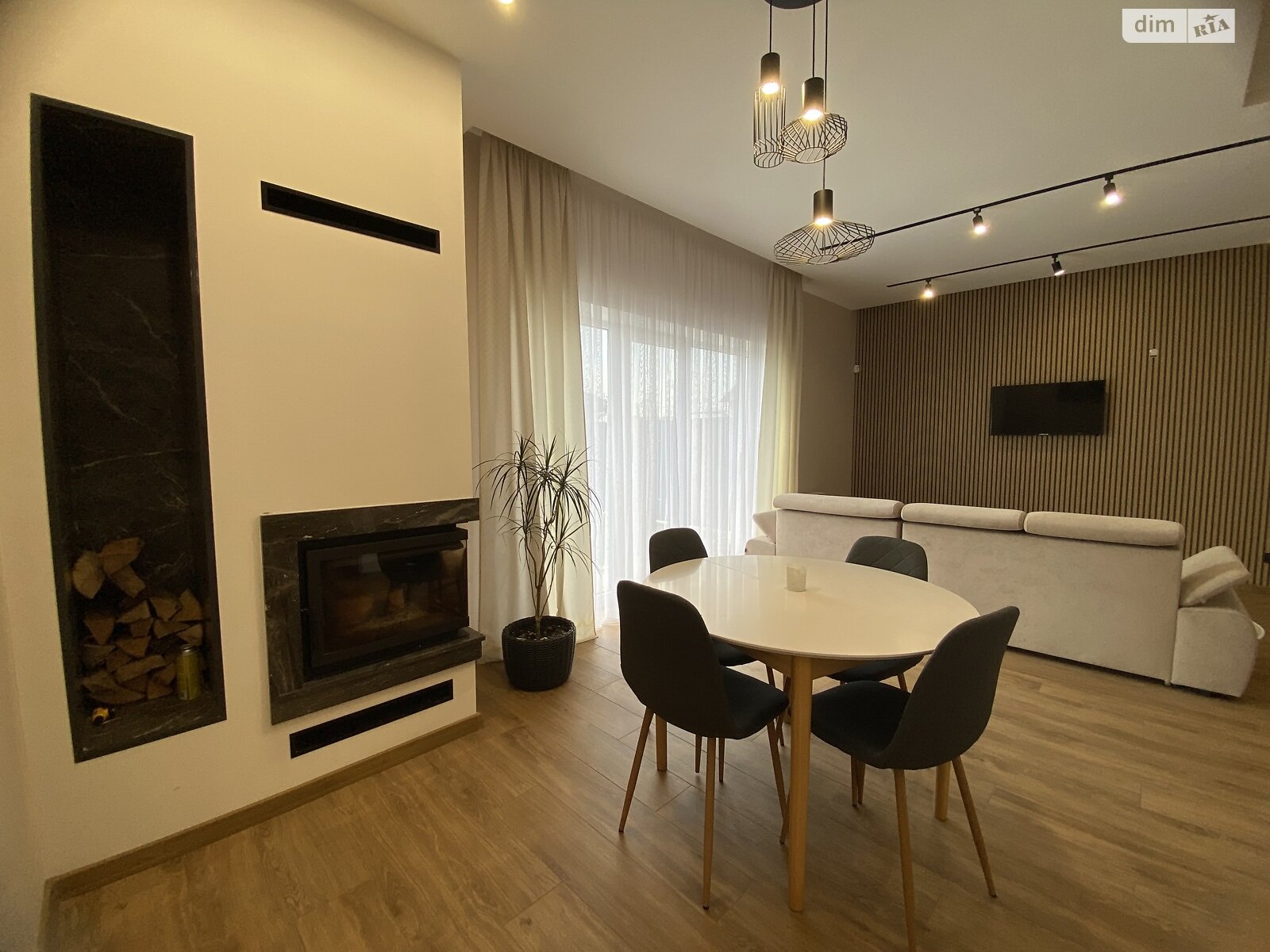 двухэтажный дуплекс, 155 кв. м, кирпич. Продажа в Гатном фото 1 двухэтажный дуплекс, 155 кв. м, кирпич. Продажа в Гатном фото 1