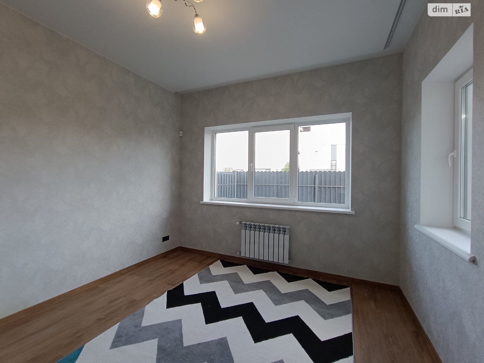 двухэтажный дуплекс, 150 кв. м, кирпич. Продажа в Гатном фото 1 двухэтажный дуплекс, 150 кв. м, кирпич. Продажа в Гатном фото 1