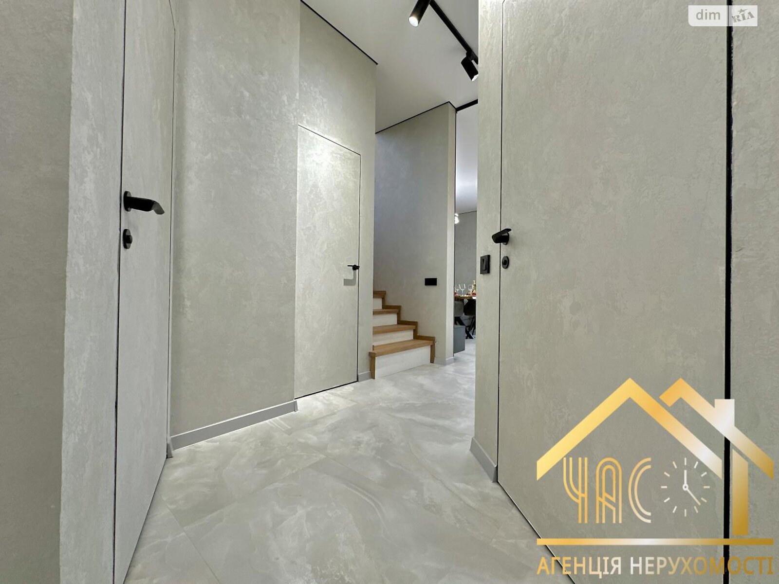 двоповерховий дуплекс, 112 кв. м, кирпич. Продаж у Гатне фото 1