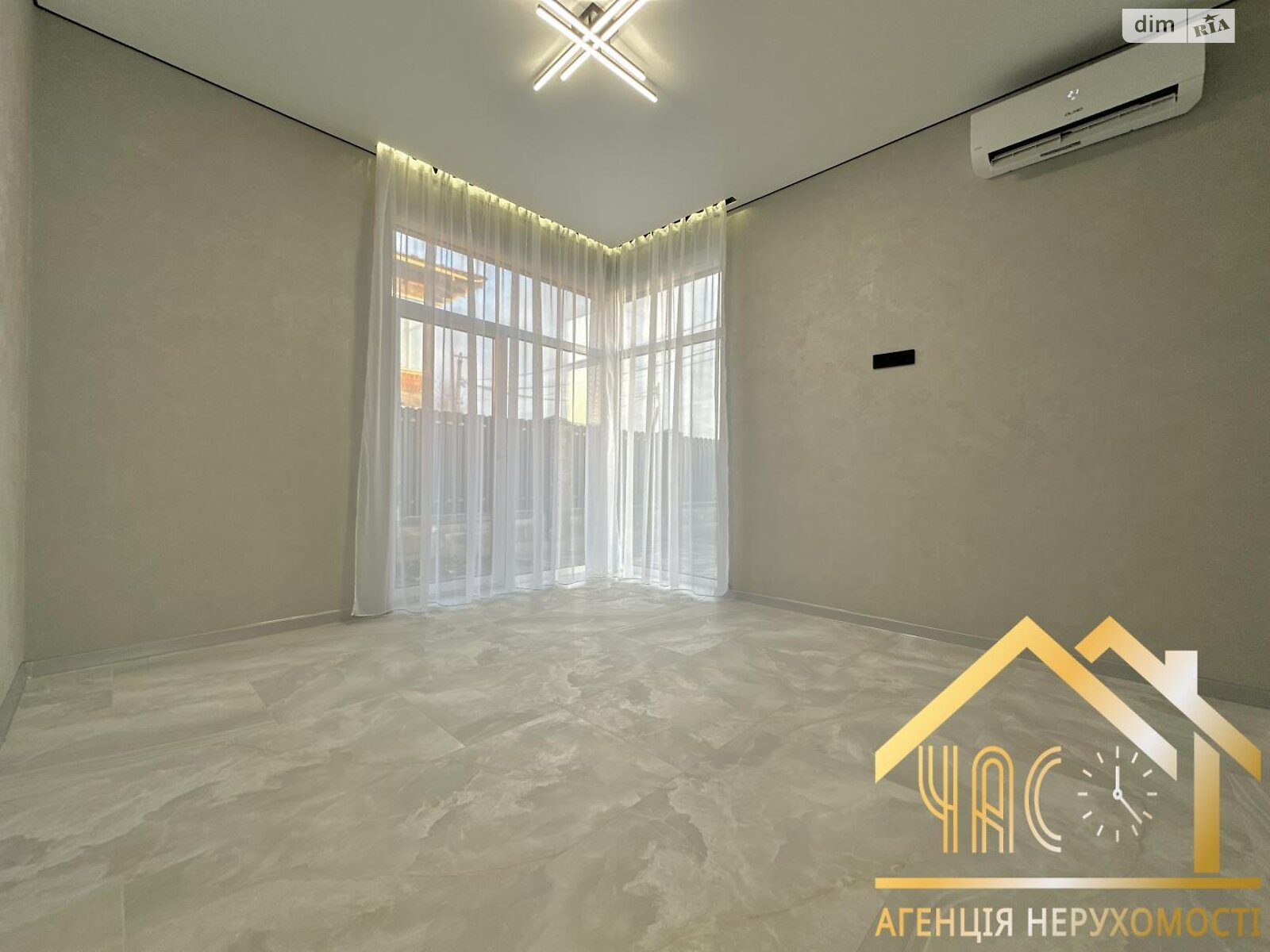 двоповерховий дуплекс, 112 кв. м, кирпич. Продаж у Гатне фото 1