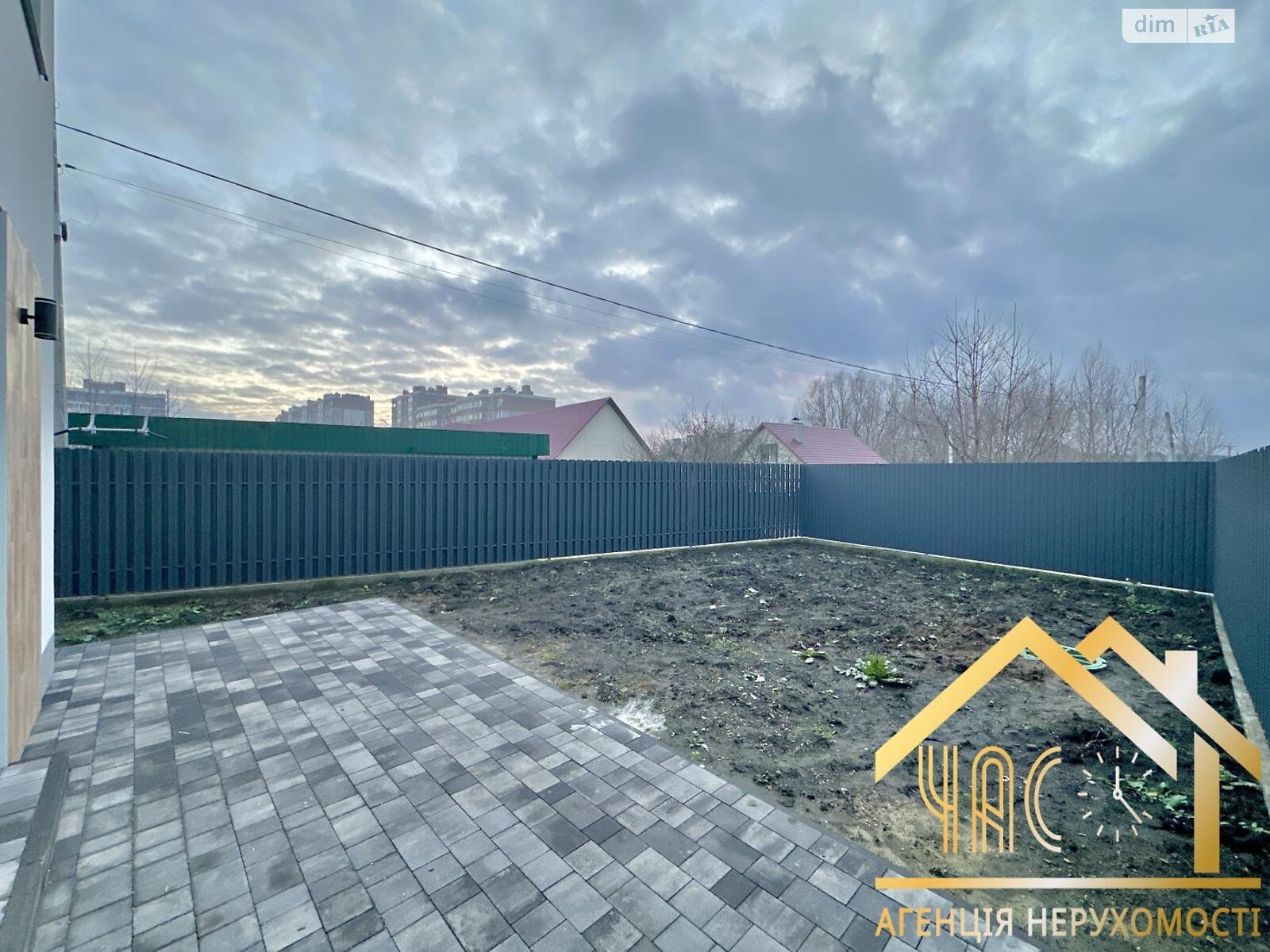 двоповерховий дуплекс, 112 кв. м, кирпич. Продаж у Гатне фото 1